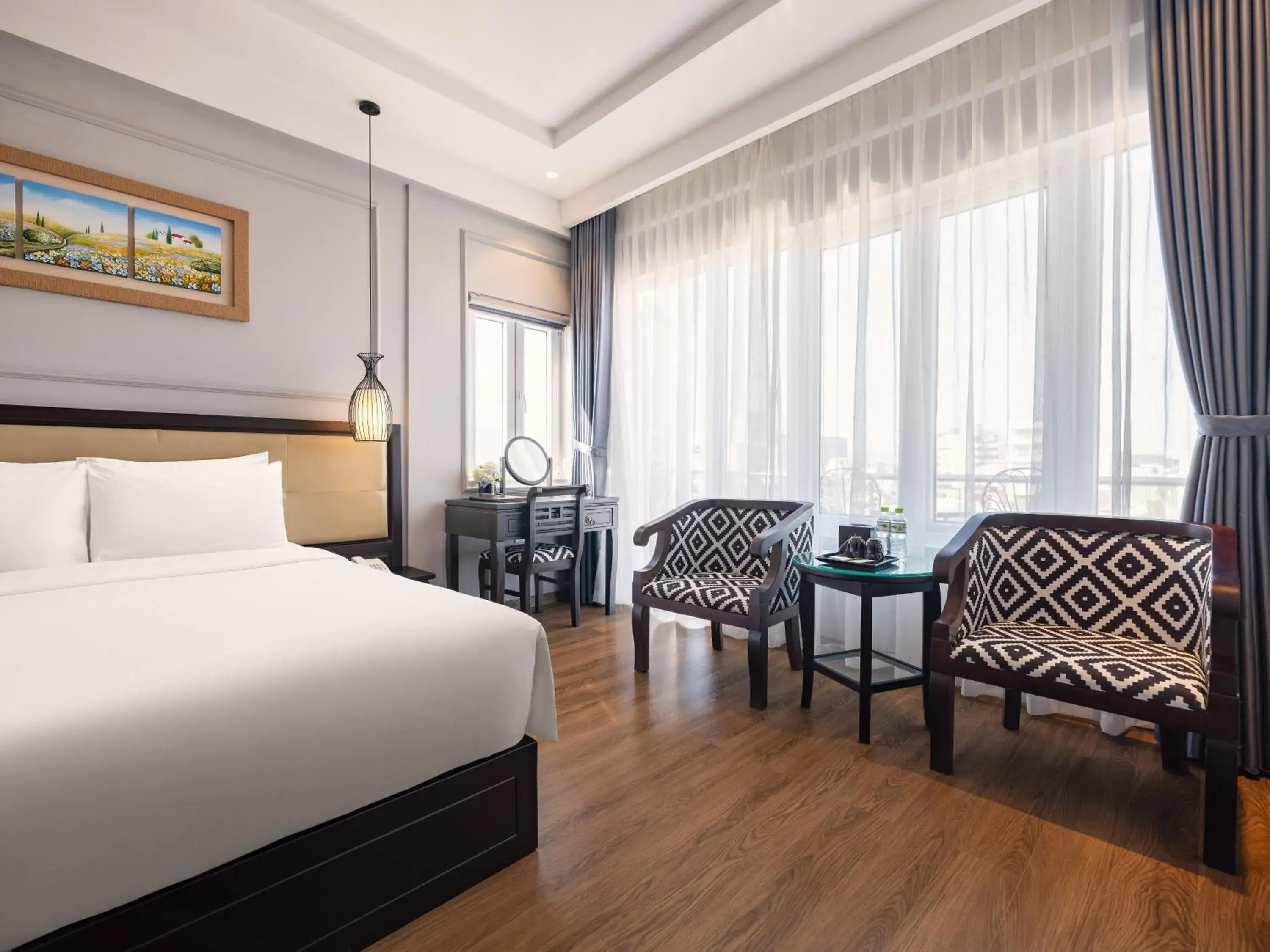 Family Room (4 Adults) in Hue Serene Palace Hotel Family Room (4 Adults) in Hue Serene Palace Hotel