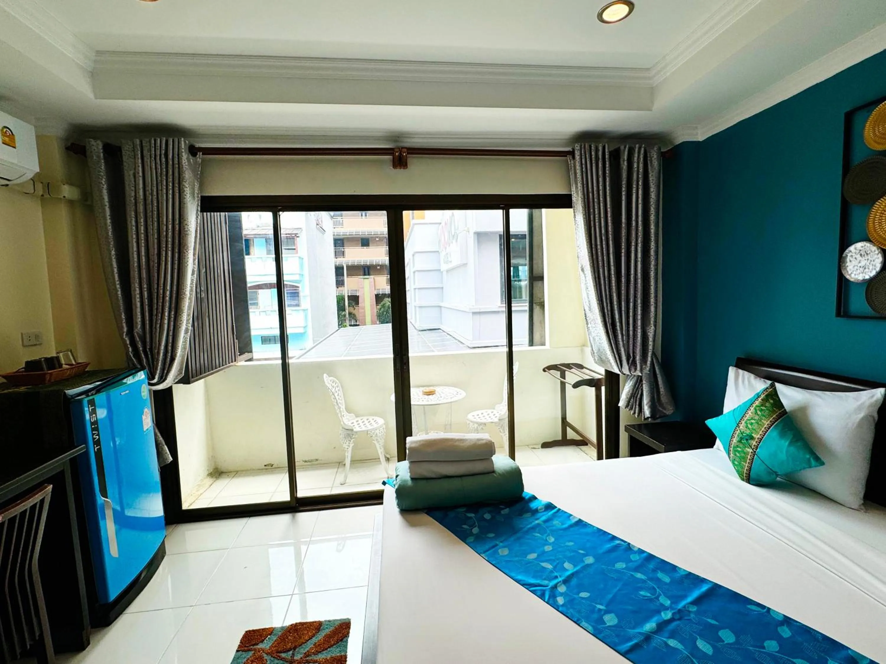 Bed in Sky Silk Decoration House