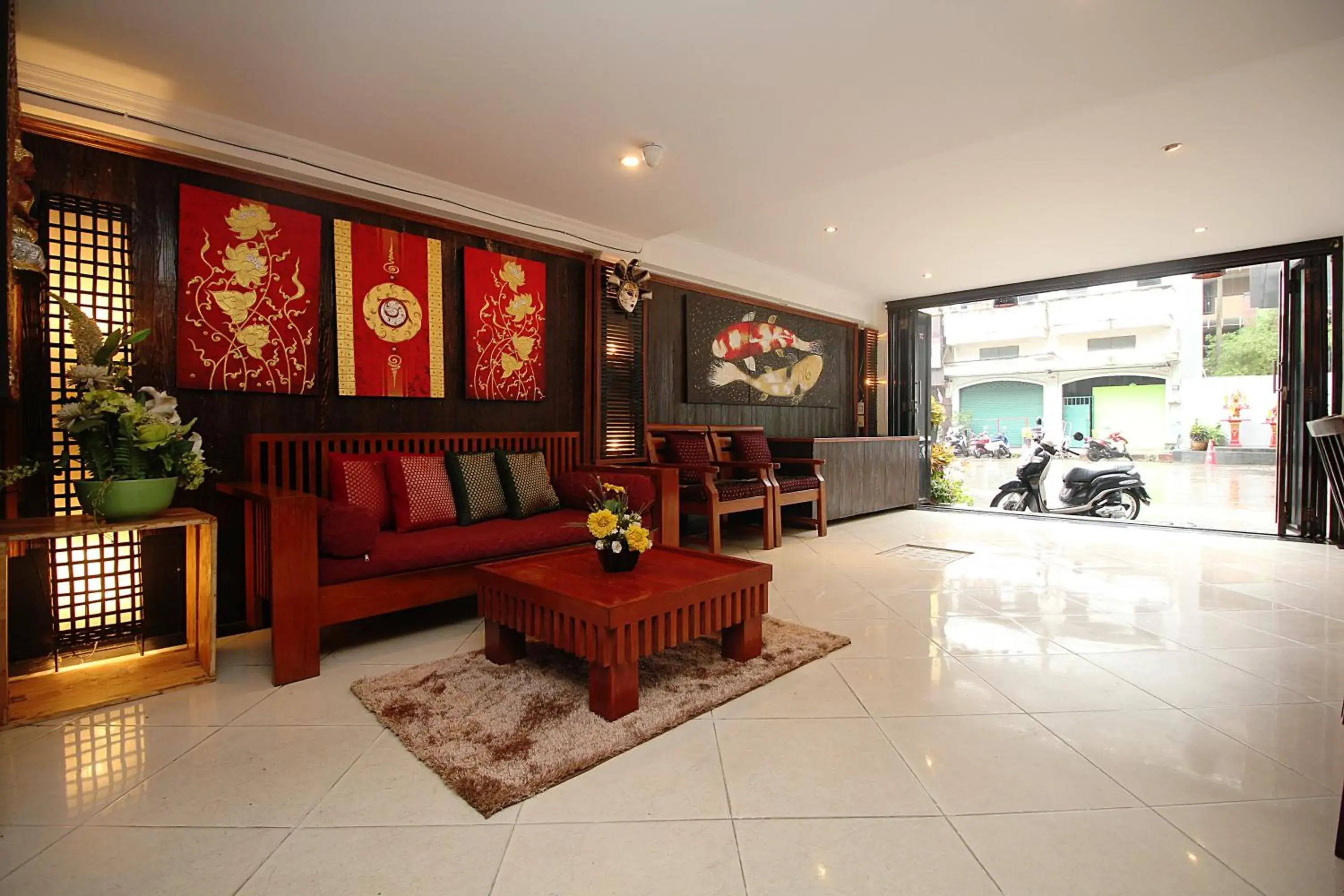 Restaurant/places to eat in Sky Silk Decoration House Restaurant/places to eat in Sky Silk Decoration House