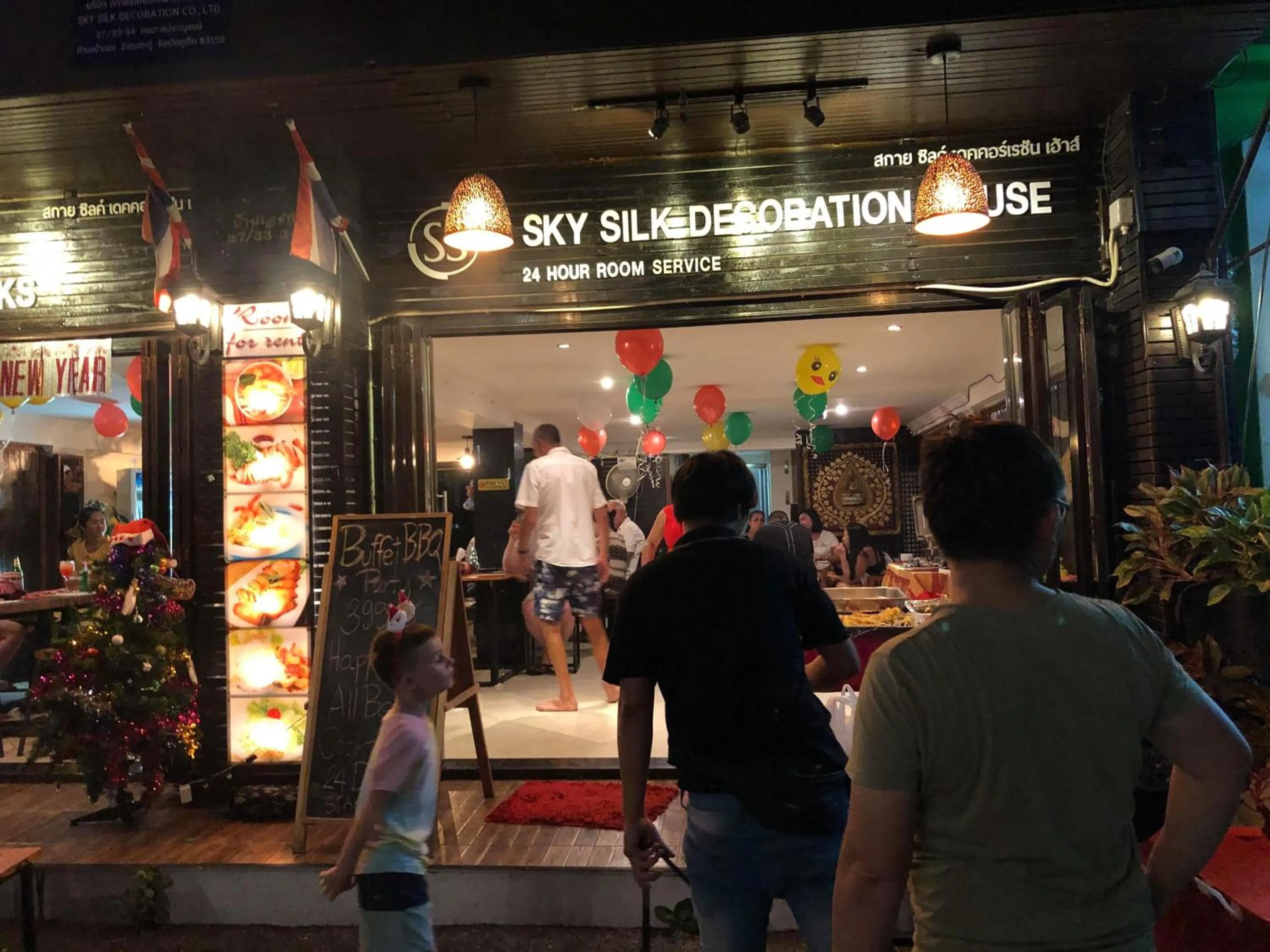 People in Sky Silk Decoration House