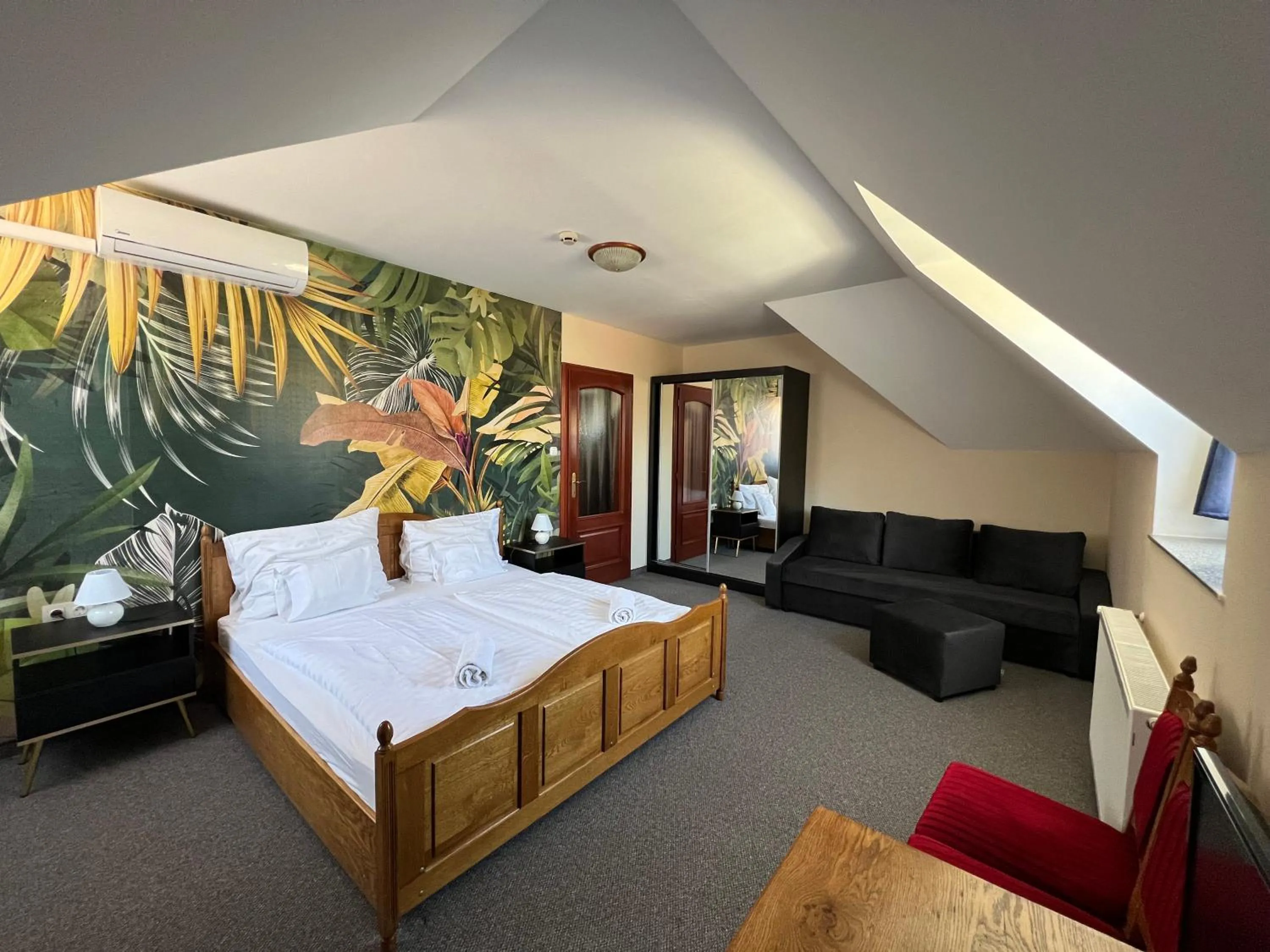 Standard Family Room in Hotel Villa Park