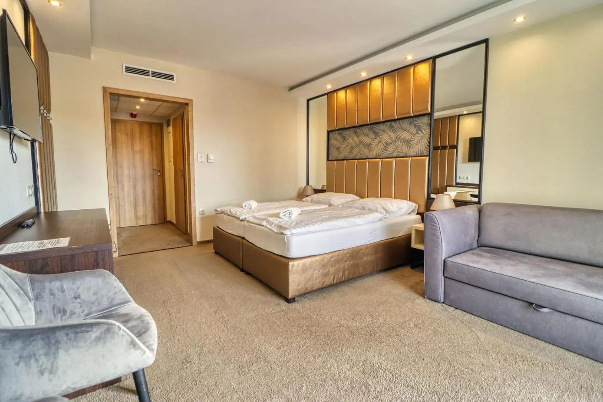 Superior Queen Room - single occupancy in Hotel Villa Park Superior Queen Room - single occupancy in Hotel Villa Park