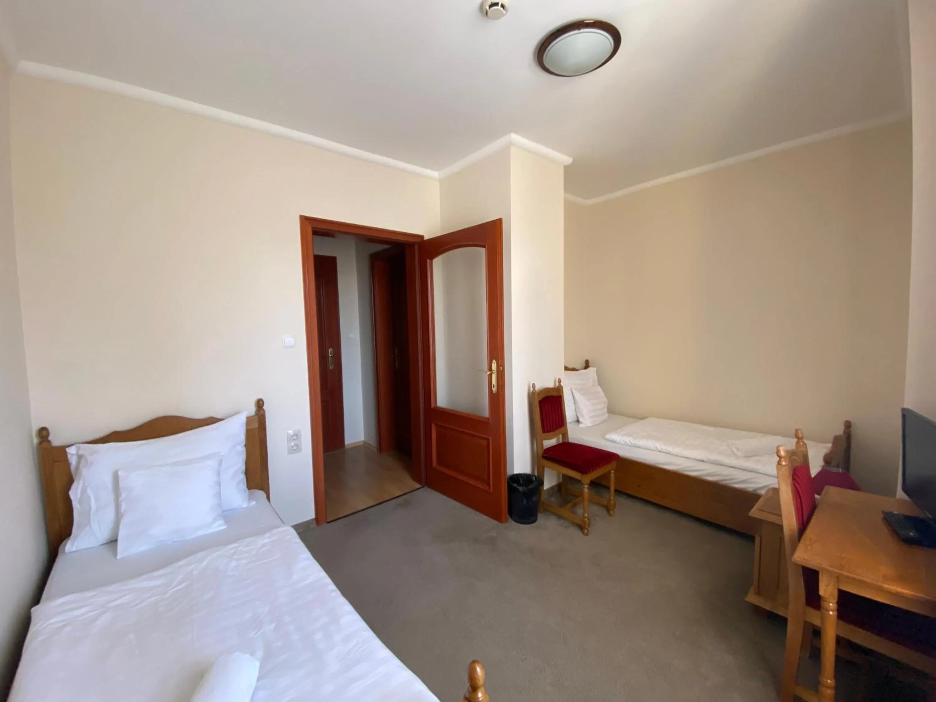 Twin Room - single occupancy in Hotel Villa Park