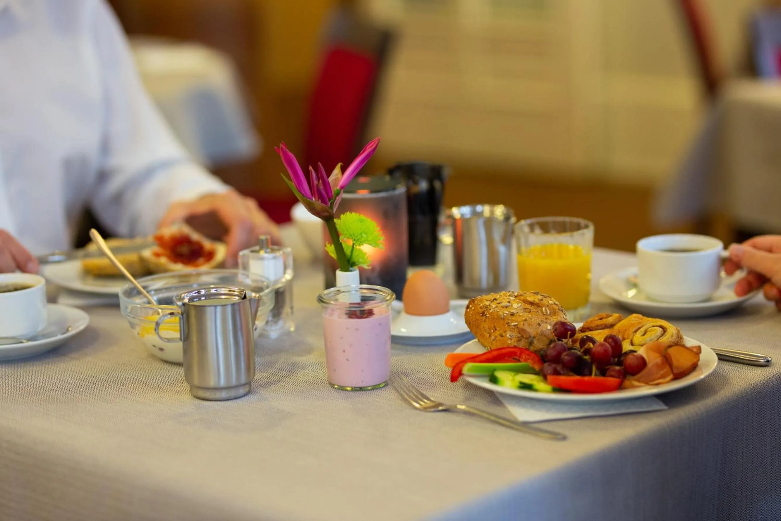 Food and drinks in Stadthaushotel Hamburg - Inklusionshotel