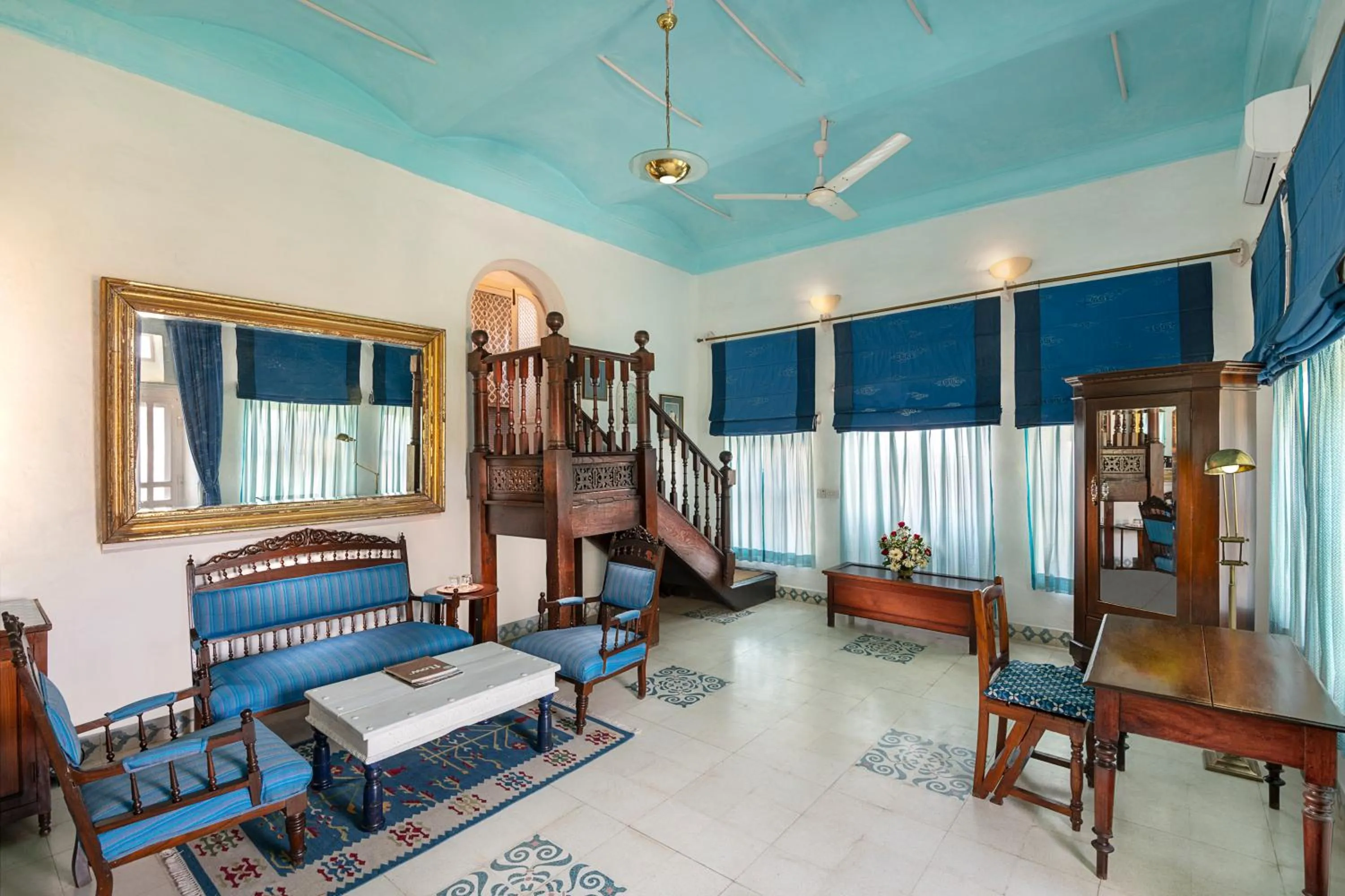 Bed in Neemrana Fort-Palace
