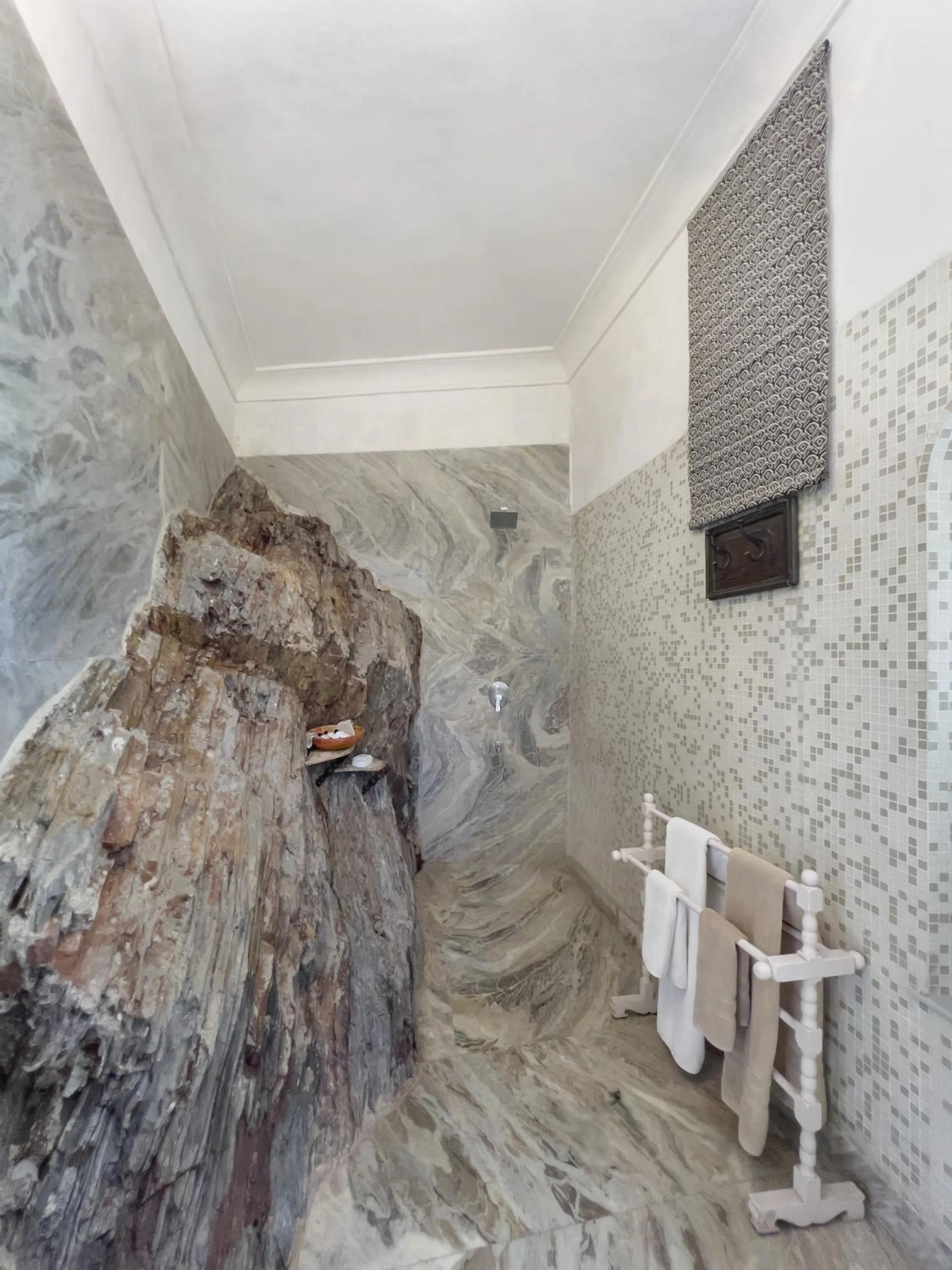 Bathroom in Neemrana Fort-Palace