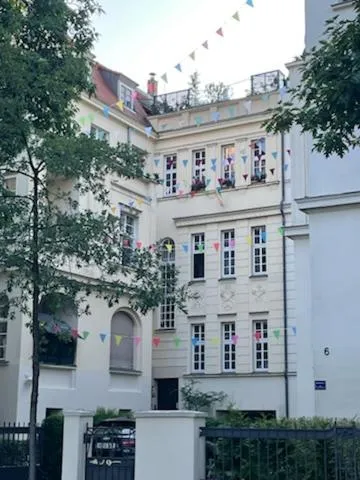 Property building in Appartement Cécile