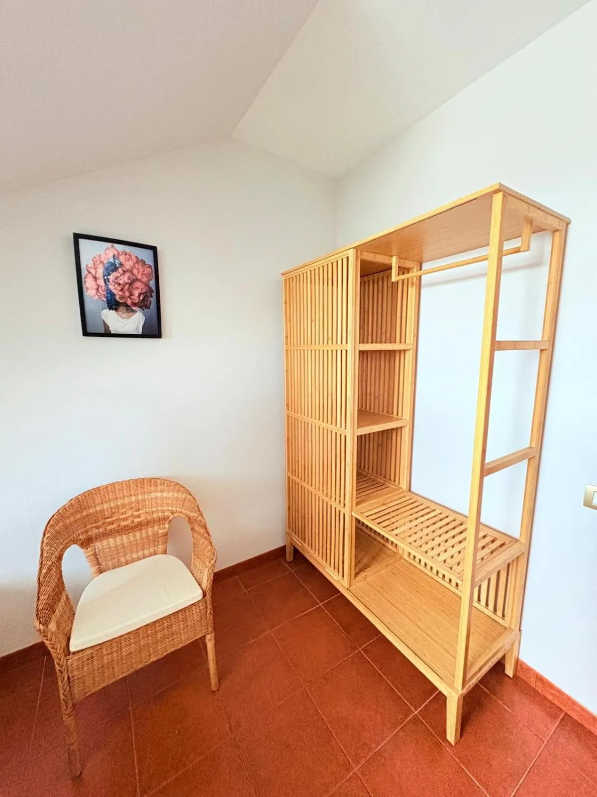 wardrobe in Apartamentos Luarca