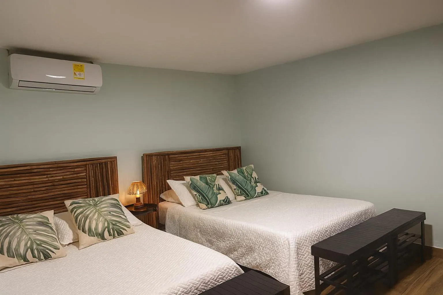 Bedroom, Bed in Fragata Island House