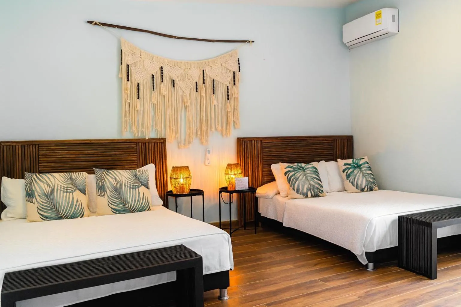 Bedroom, Bed in Fragata Island House