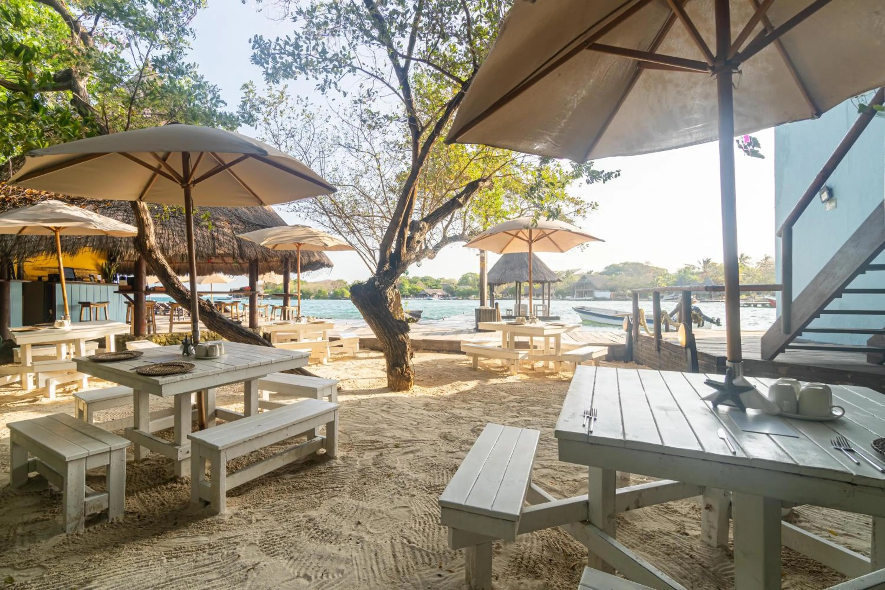 Restaurant/places to eat in Fragata Island House