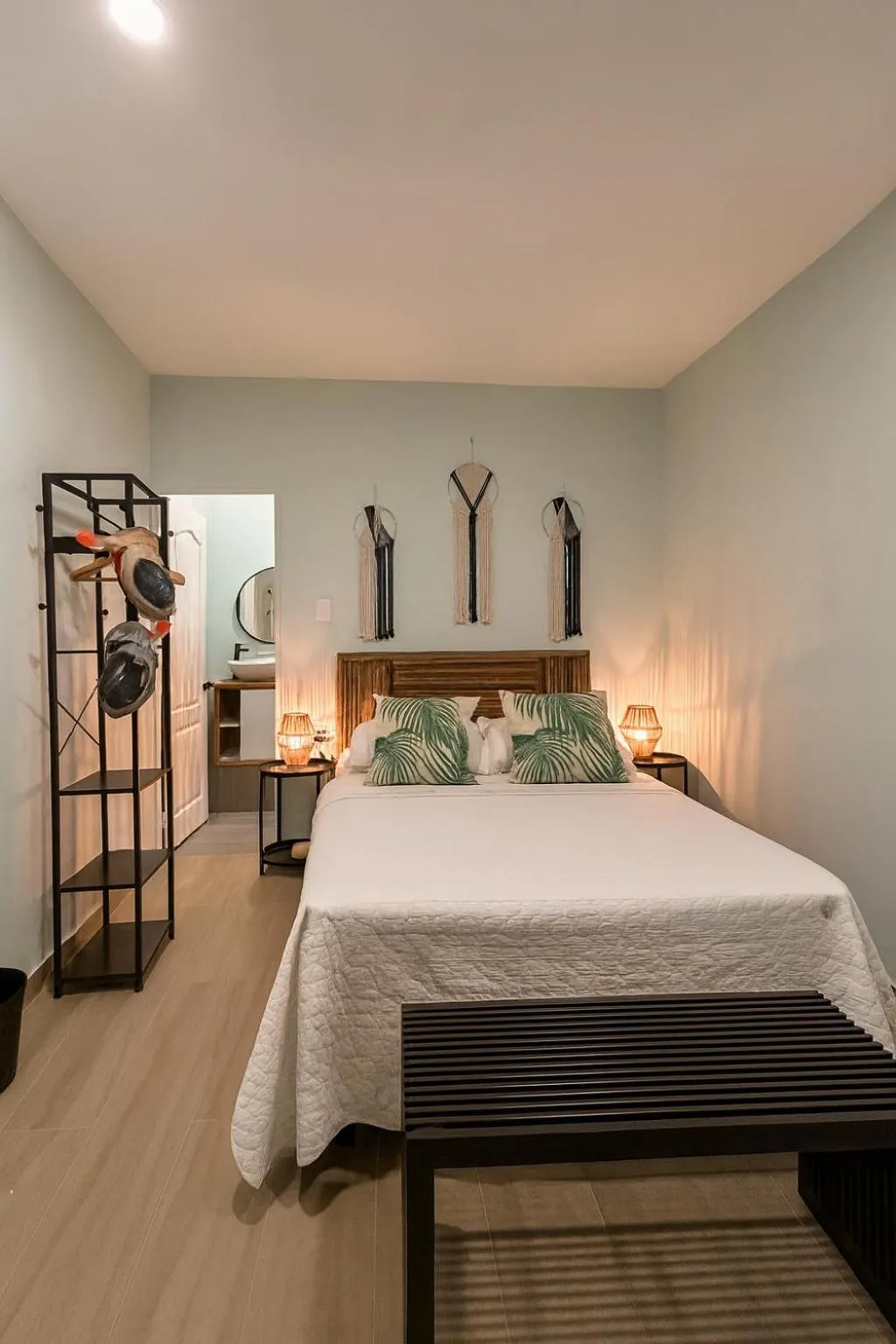 Bedroom, Bed in Fragata Island House
