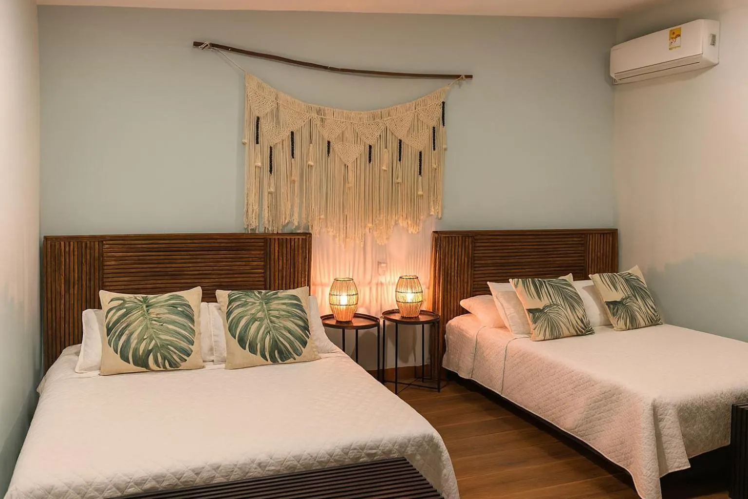 Bedroom, Bed in Fragata Island House