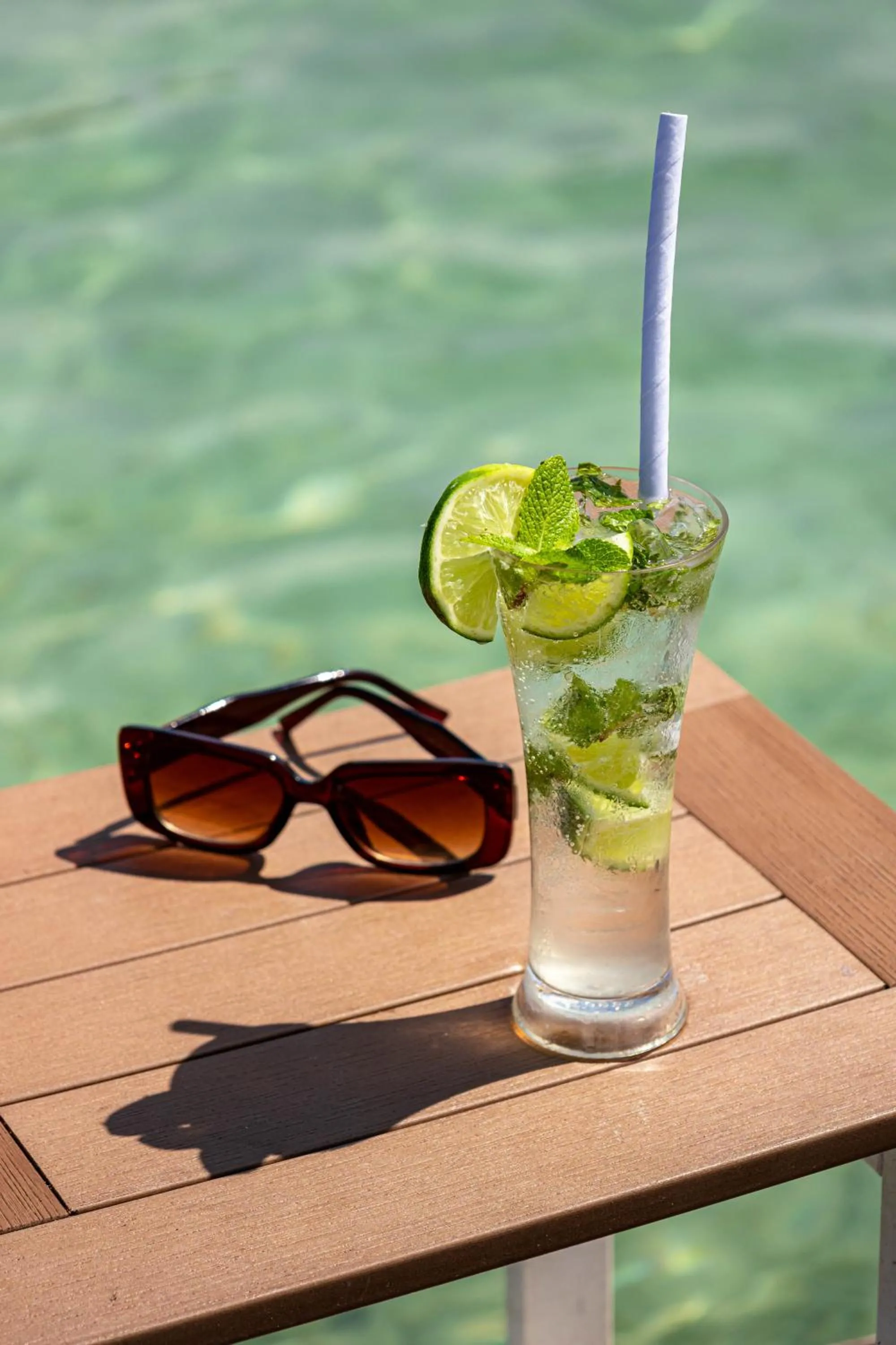 Alcoholic drinks in Fragata Island House
