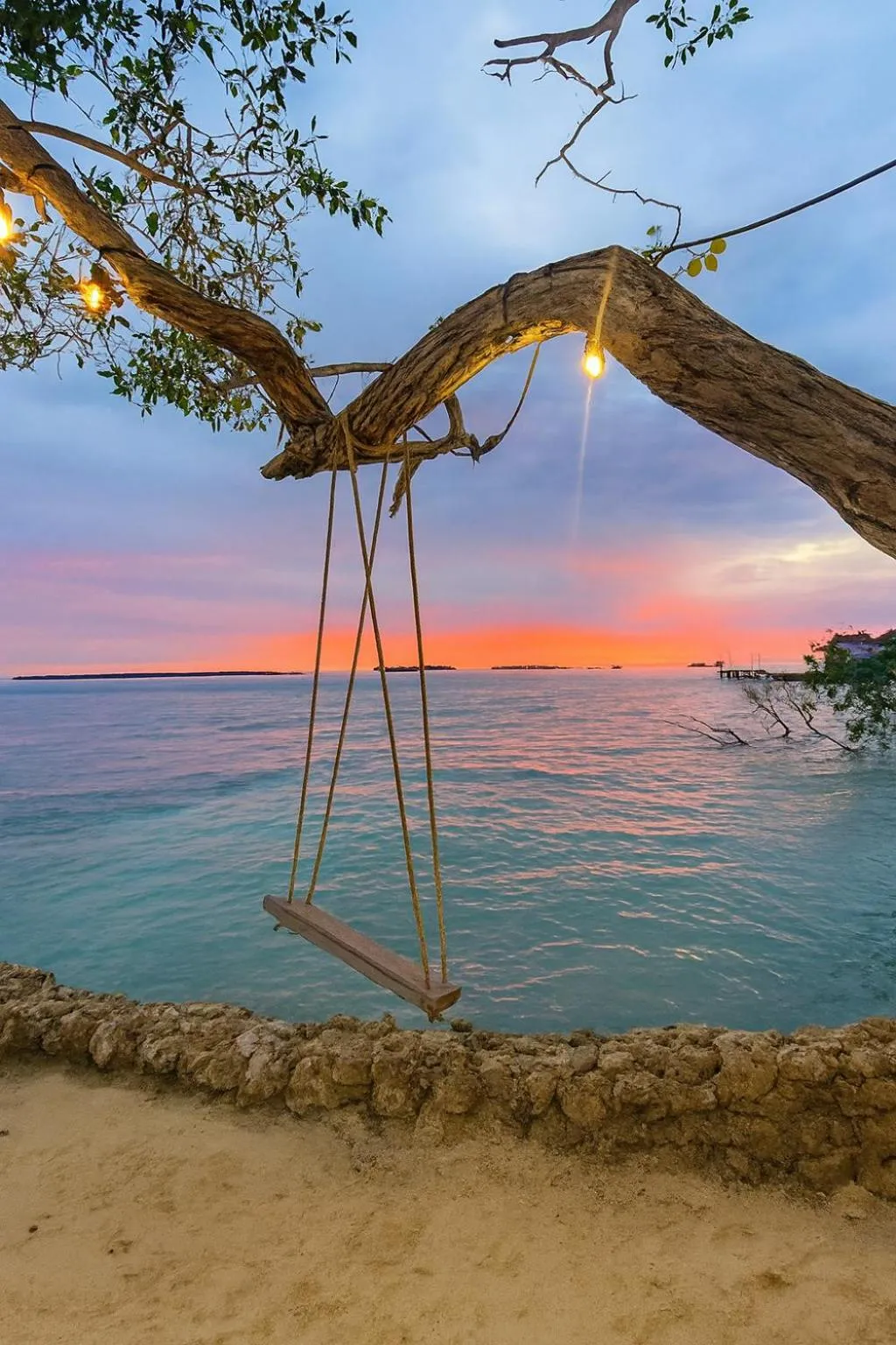 Sunset in Fragata Island House