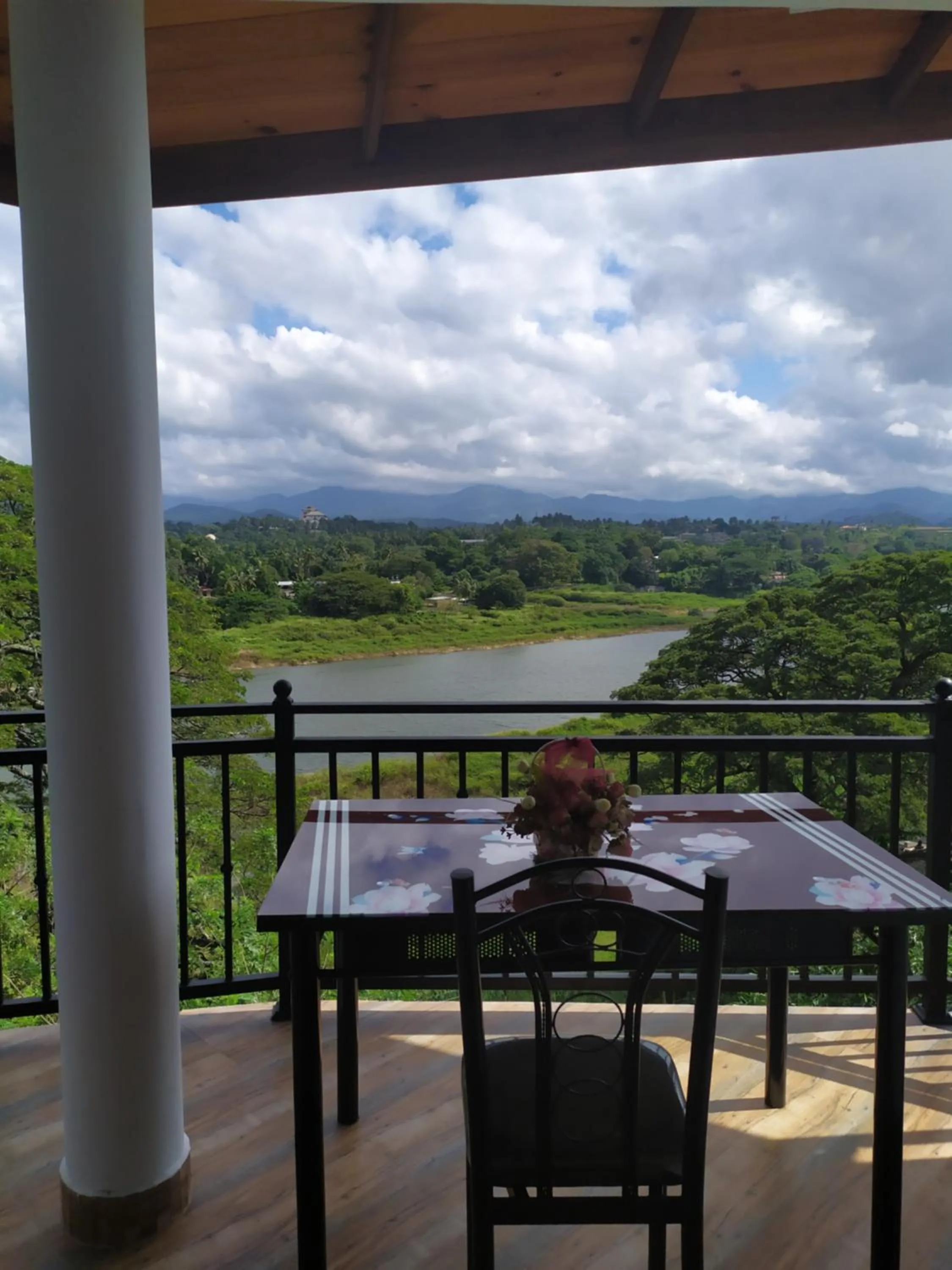 Mahaweli King's Villa