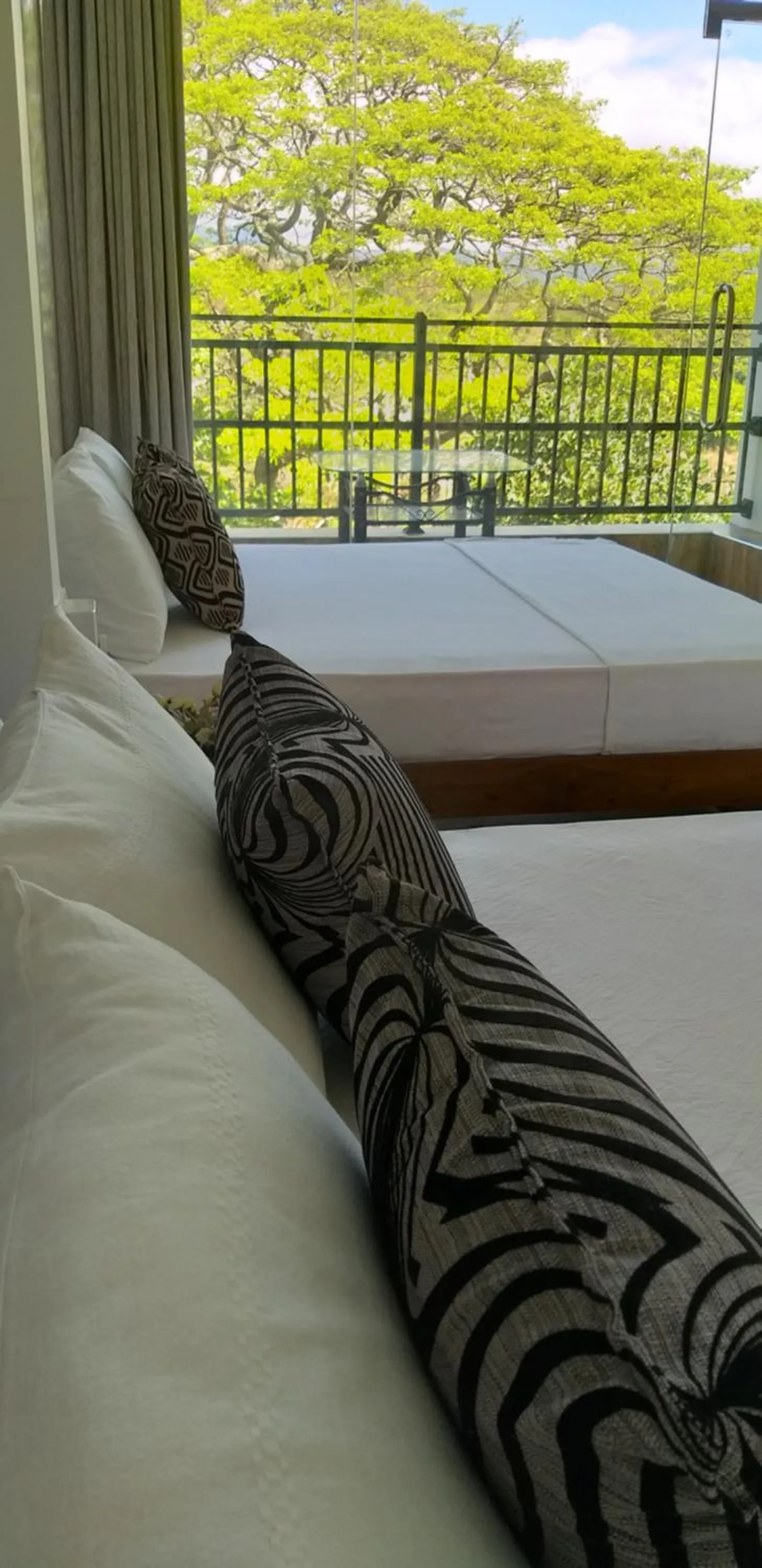 Bed in Mahaweli King's Villa