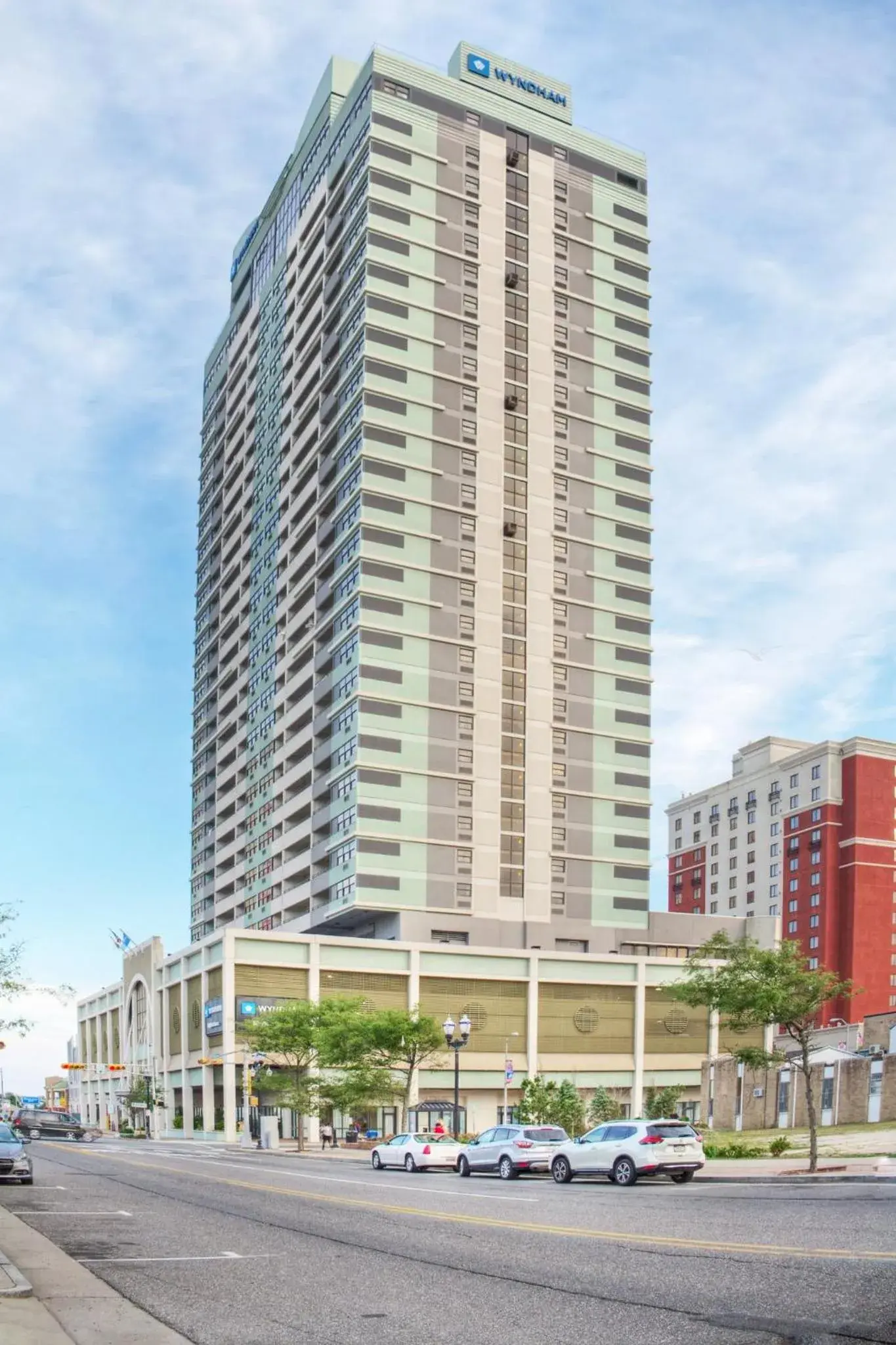 Property building in Club Wyndham Skyline Tower Property building in Club Wyndham Skyline Tower