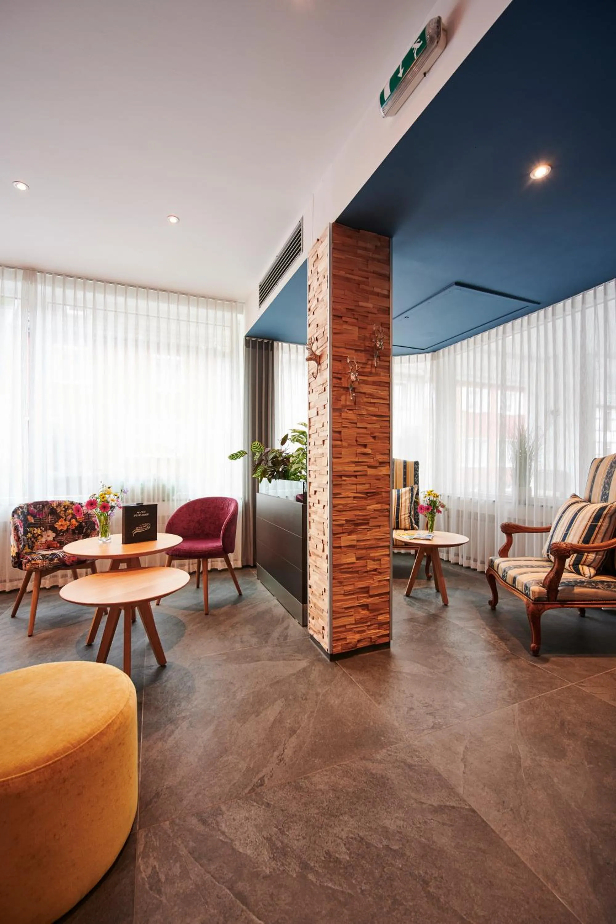 Lobby or reception in Art Hotel Eifel