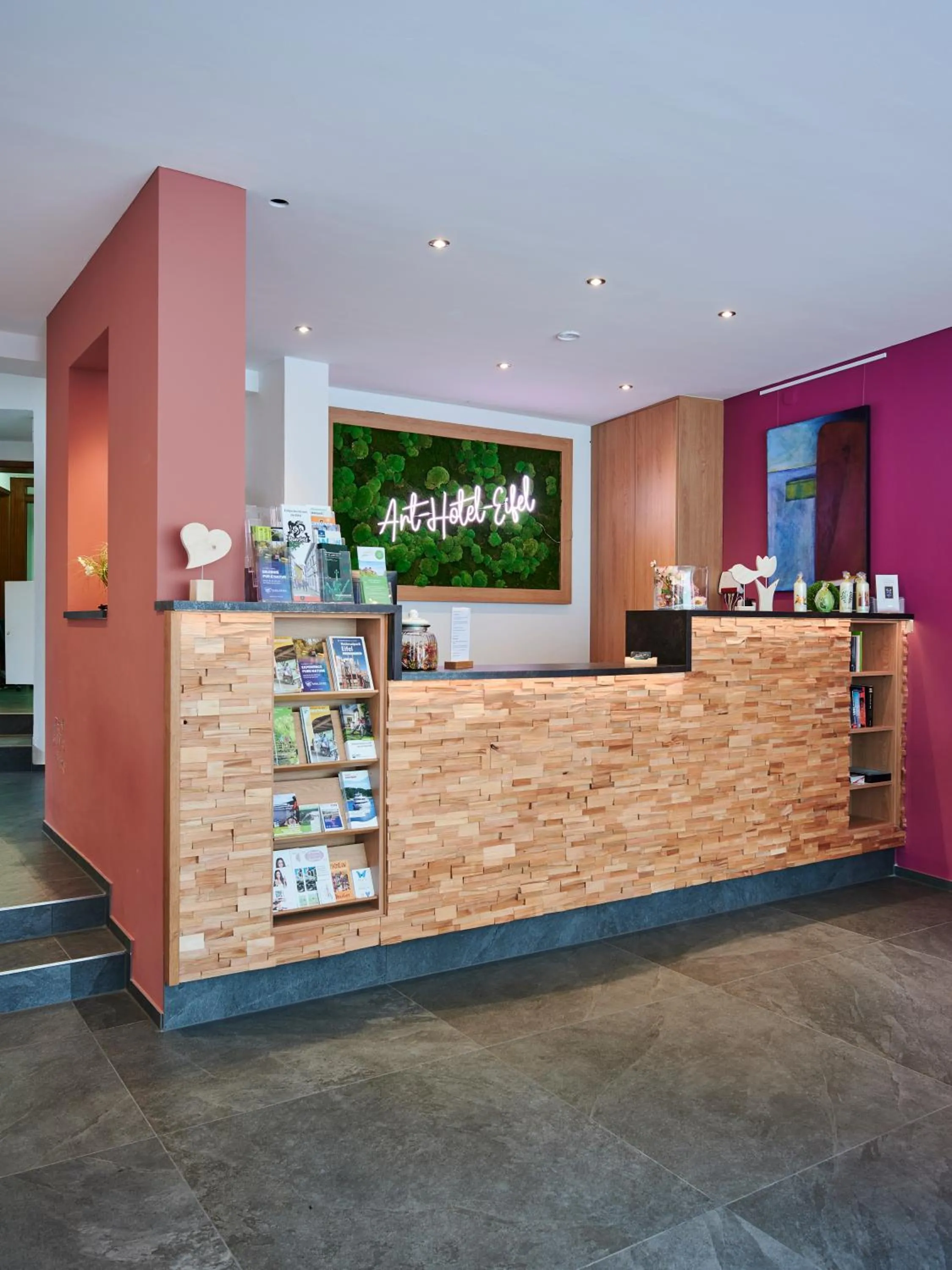 Lobby or reception in Art Hotel Eifel