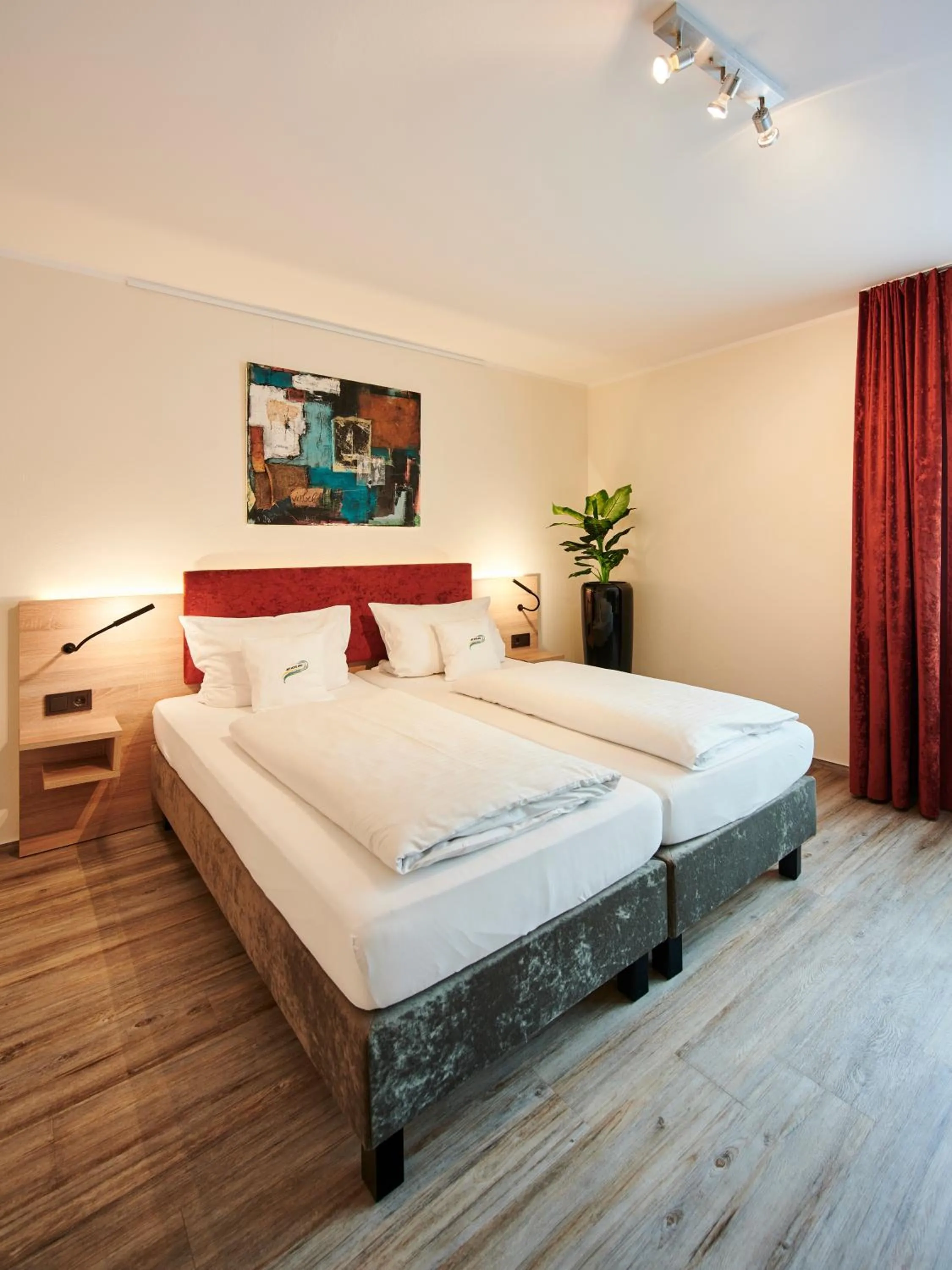 Photo of the whole room, Bed in Art Hotel Eifel