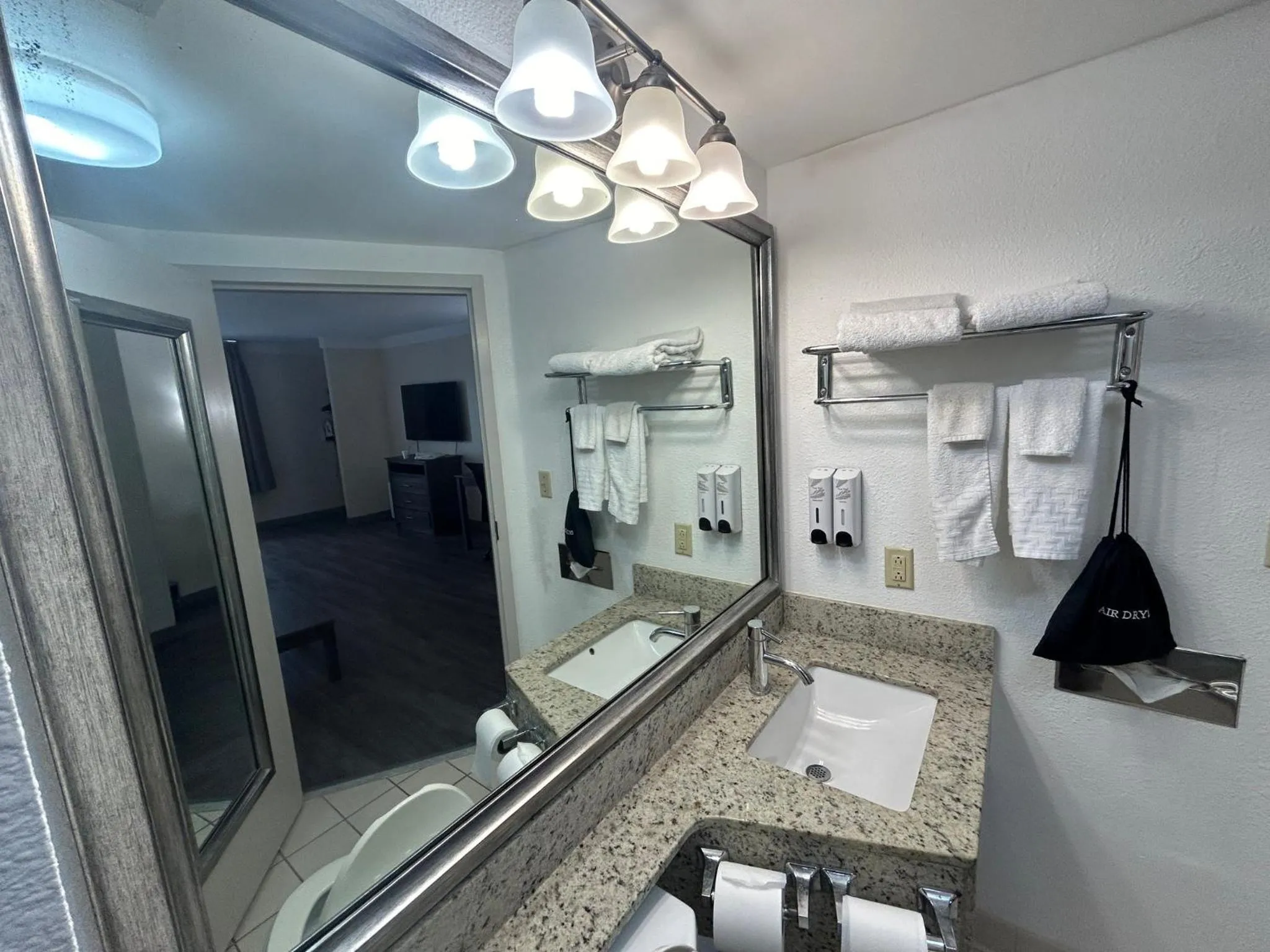 Bathroom in Red Roof PLUS Fort Myers