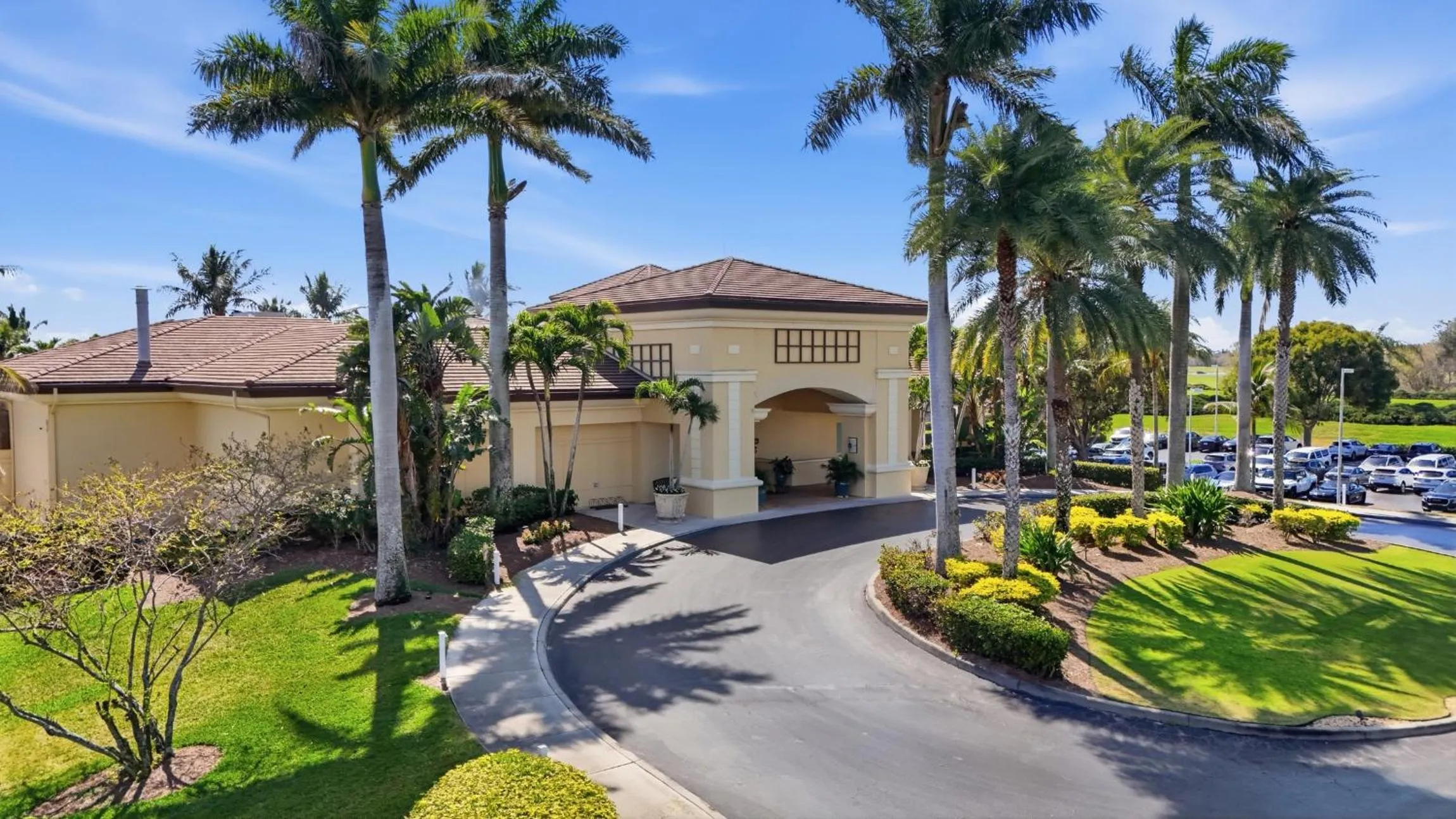 Golfcourse in GreenLinks Golf Villas at Lely Resort
