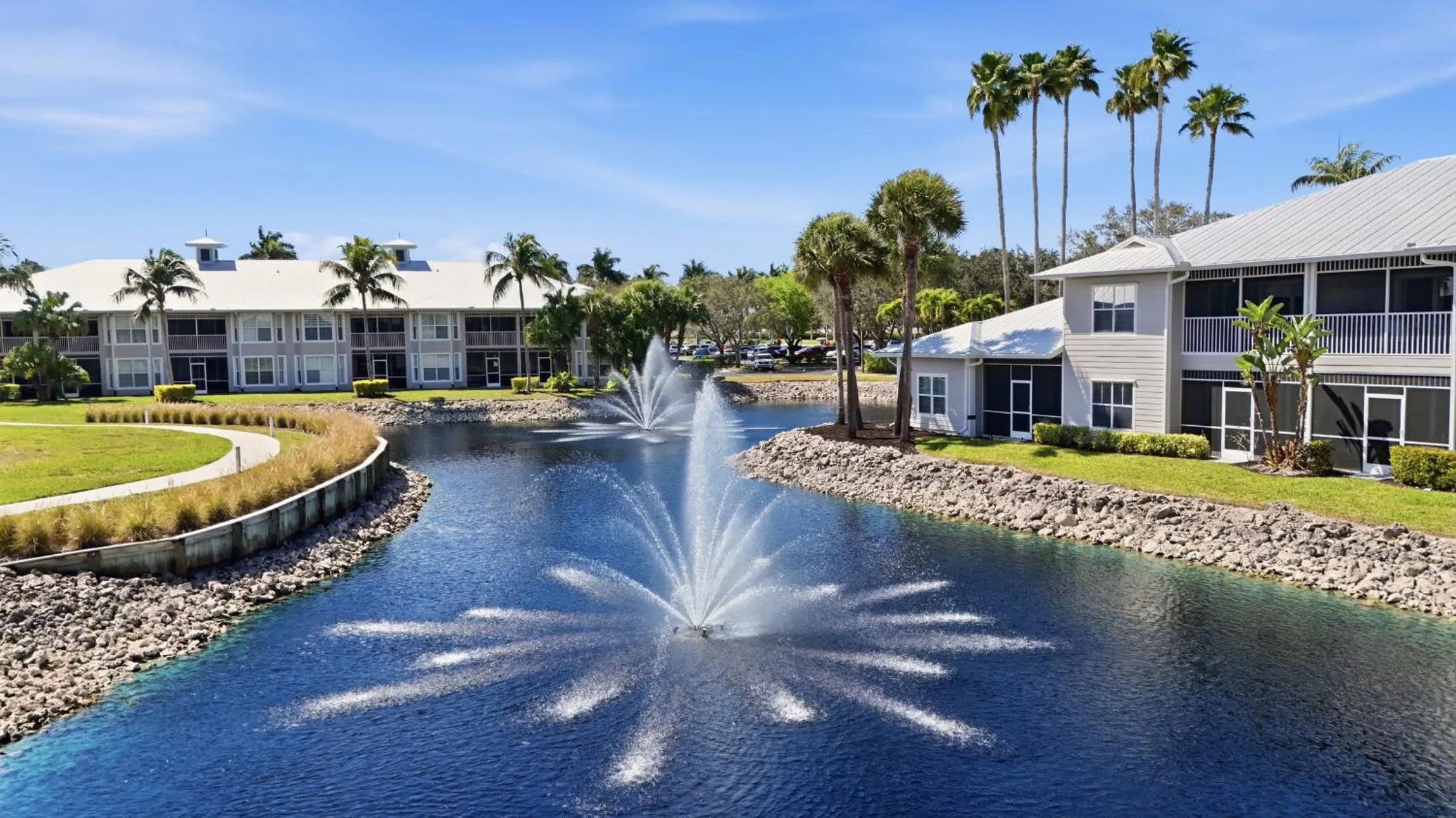 Lake view in GreenLinks Golf Villas at Lely Resort