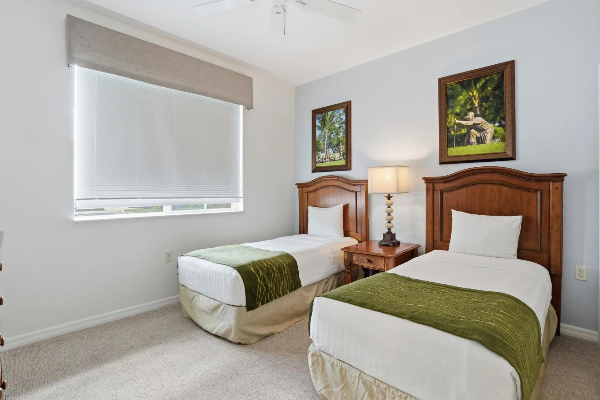 Bed in GreenLinks Golf Villas at Lely Resort