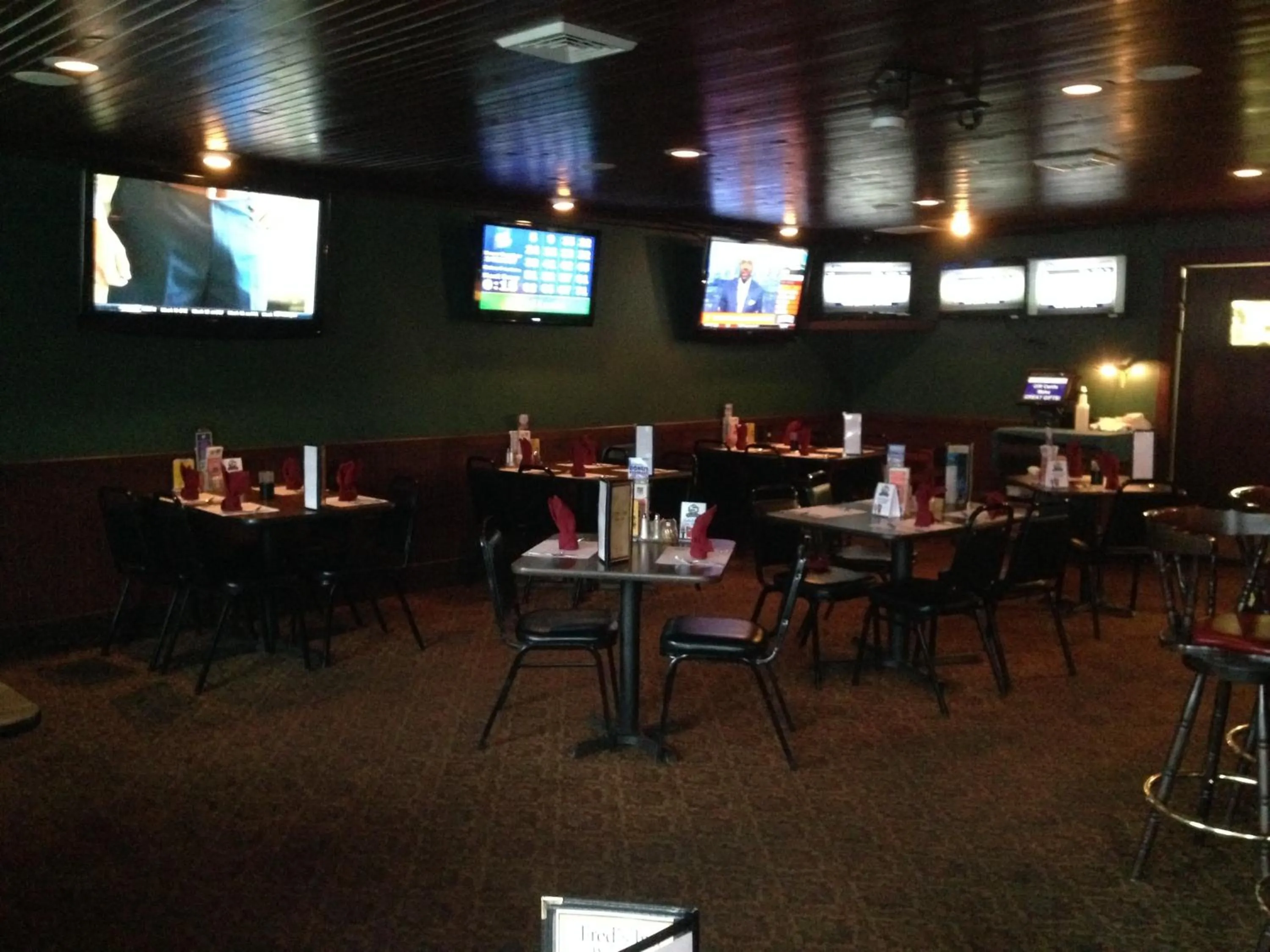 Dining area in Fred's Inn Restaurant & Lodging