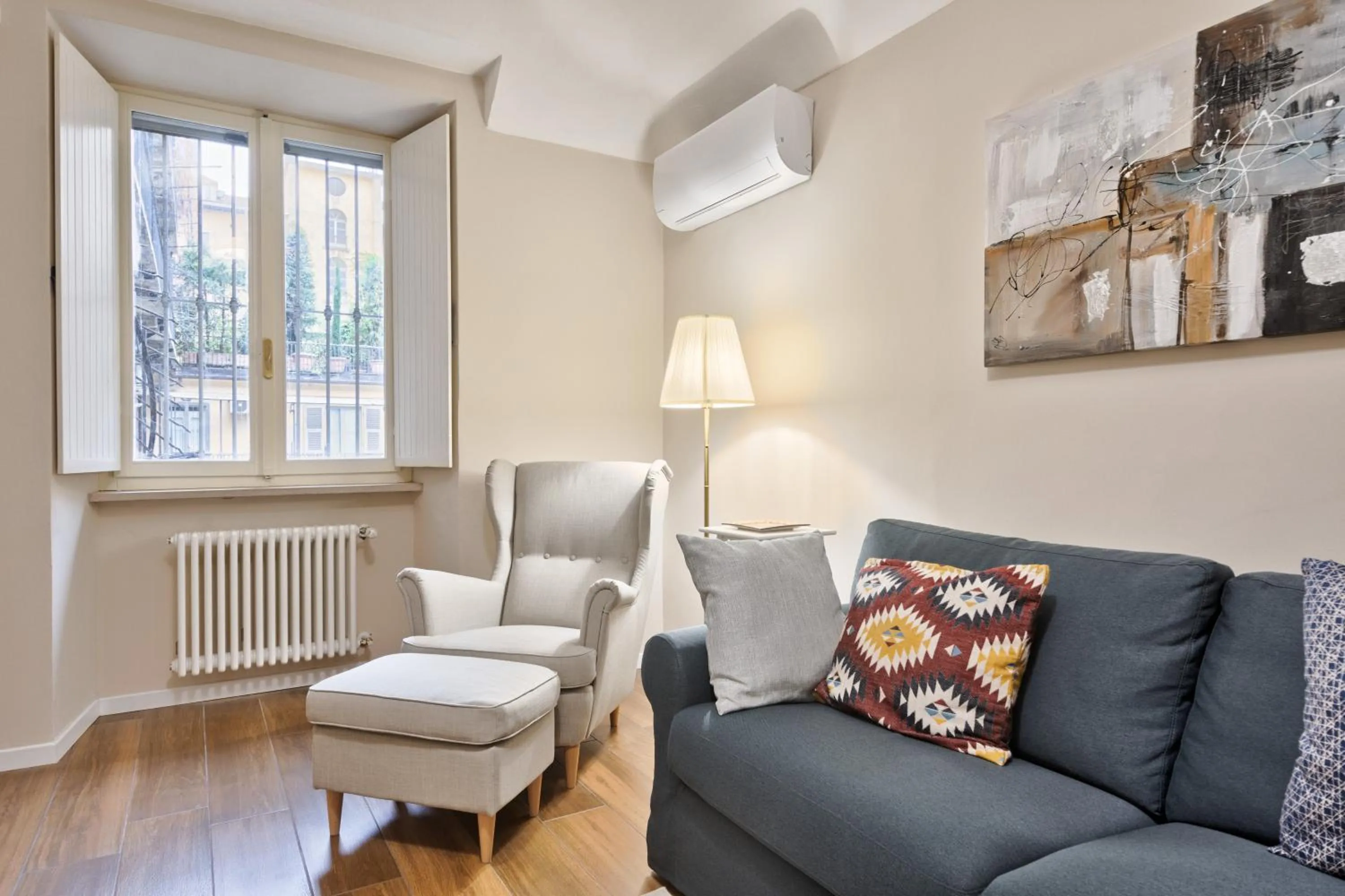 Living room in GuestHost - Porta Susa Elegant & Design Apartment