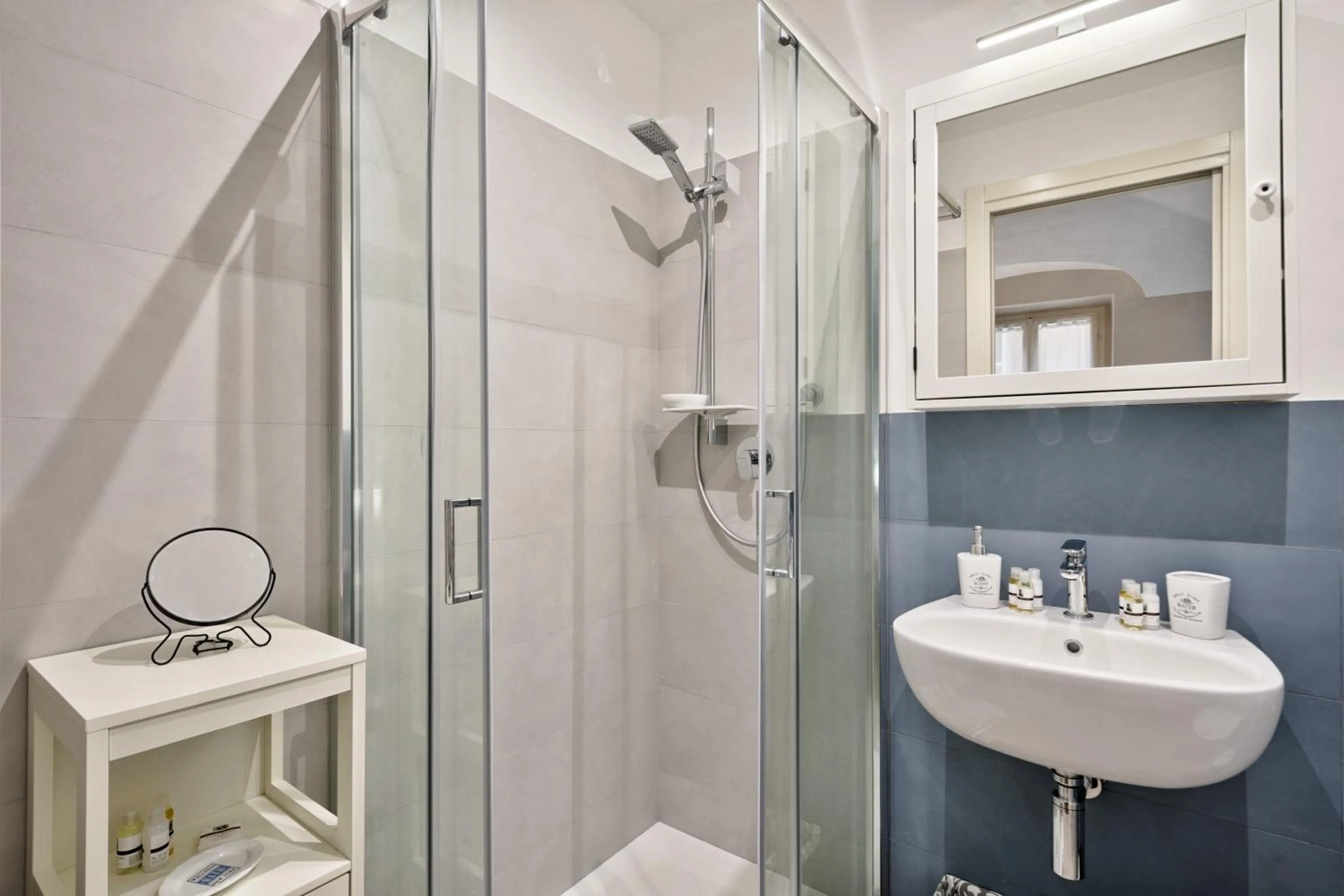 Bathroom in GuestHost - Porta Susa Elegant & Design Apartment