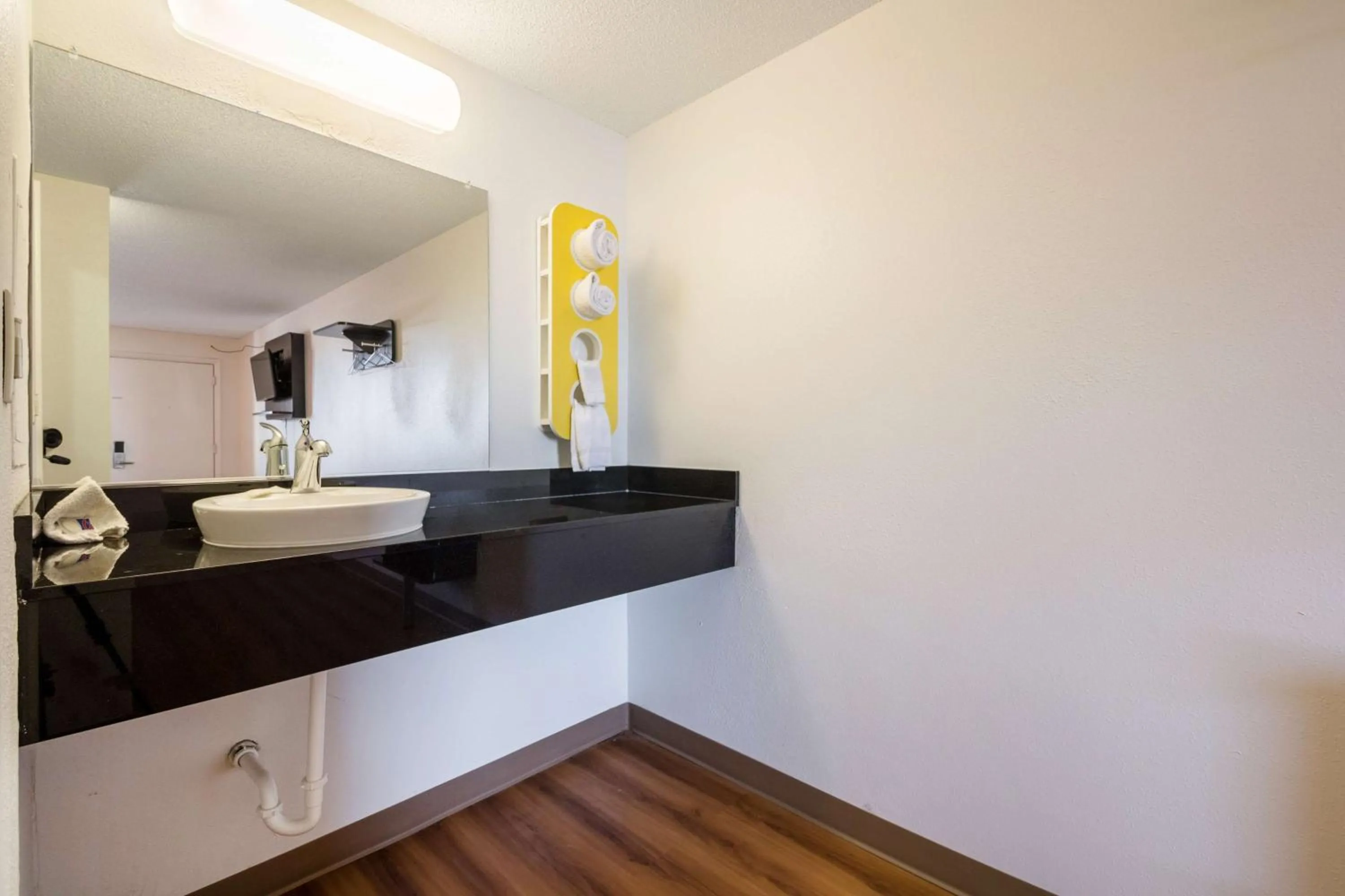 Bathroom in Motel 6-Indianapolis, IN - South