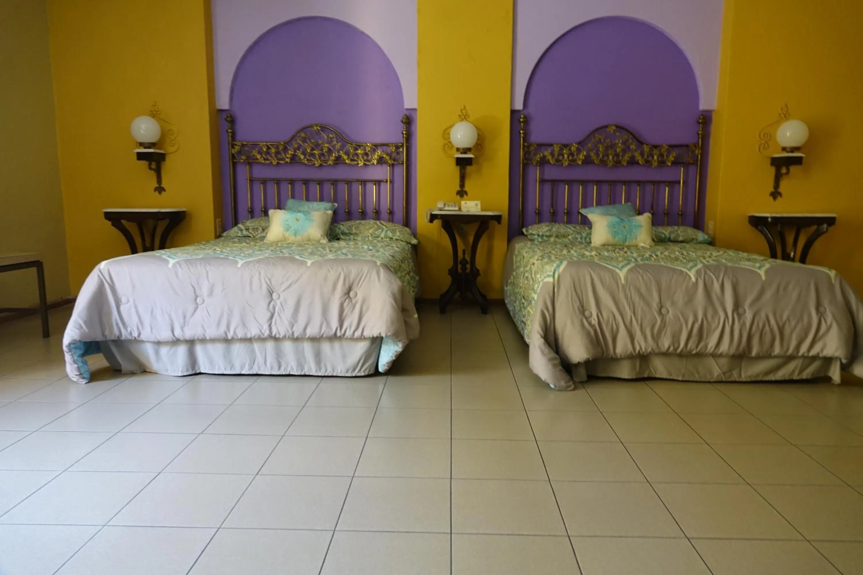 Bed in Hotel America