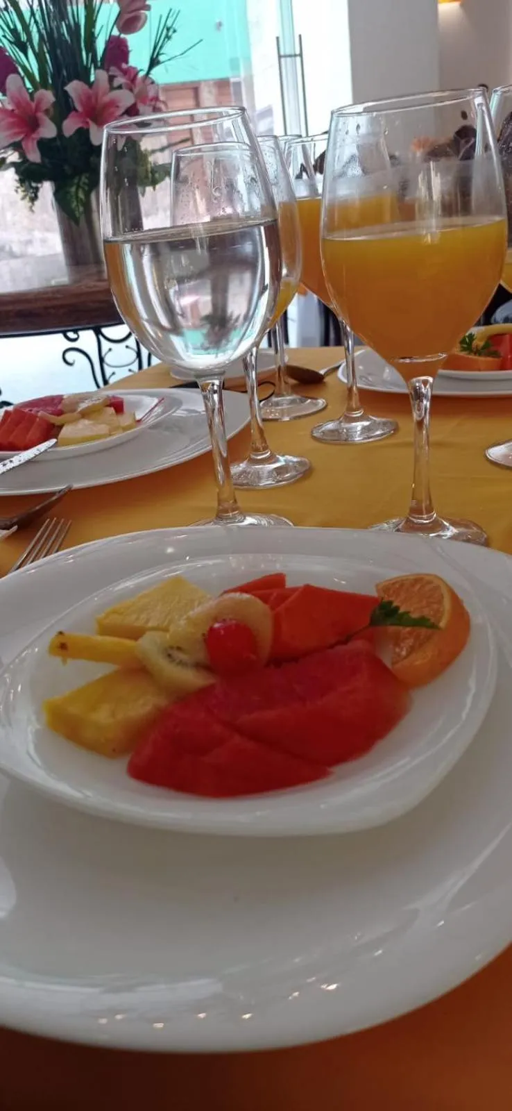 Breakfast in Hotel America