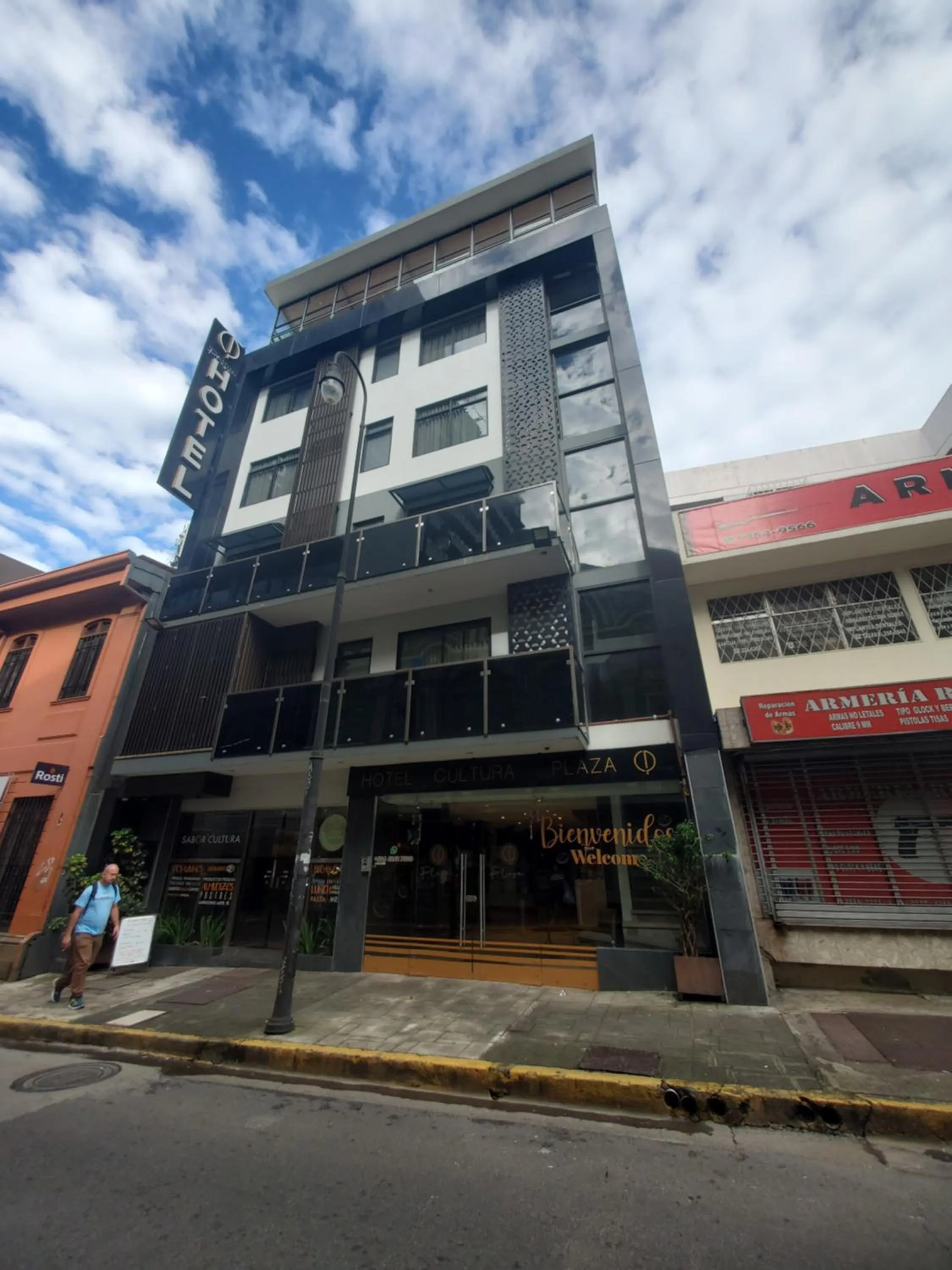 Property building in Hotel Cultura Plaza
