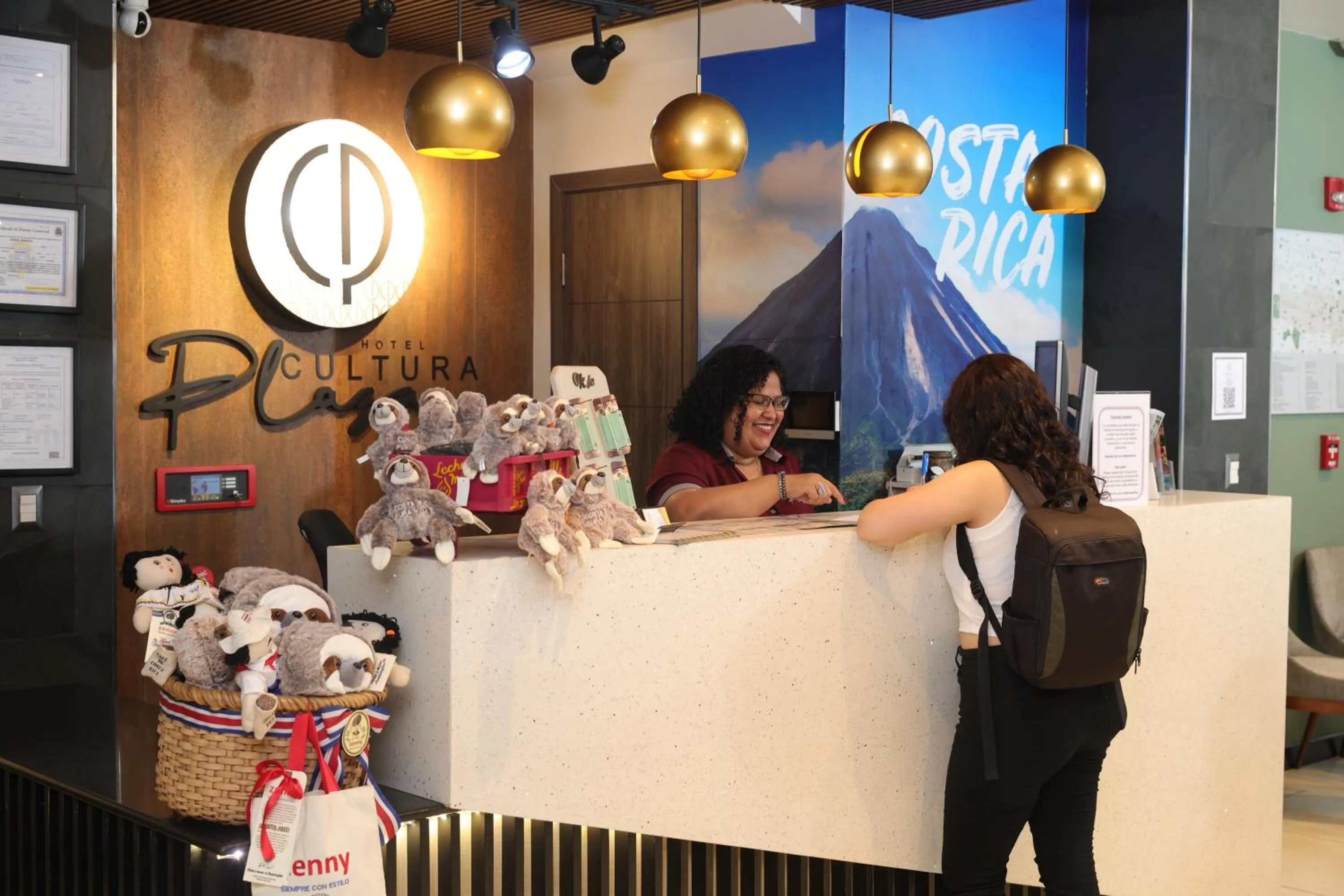 People in Hotel Cultura Plaza