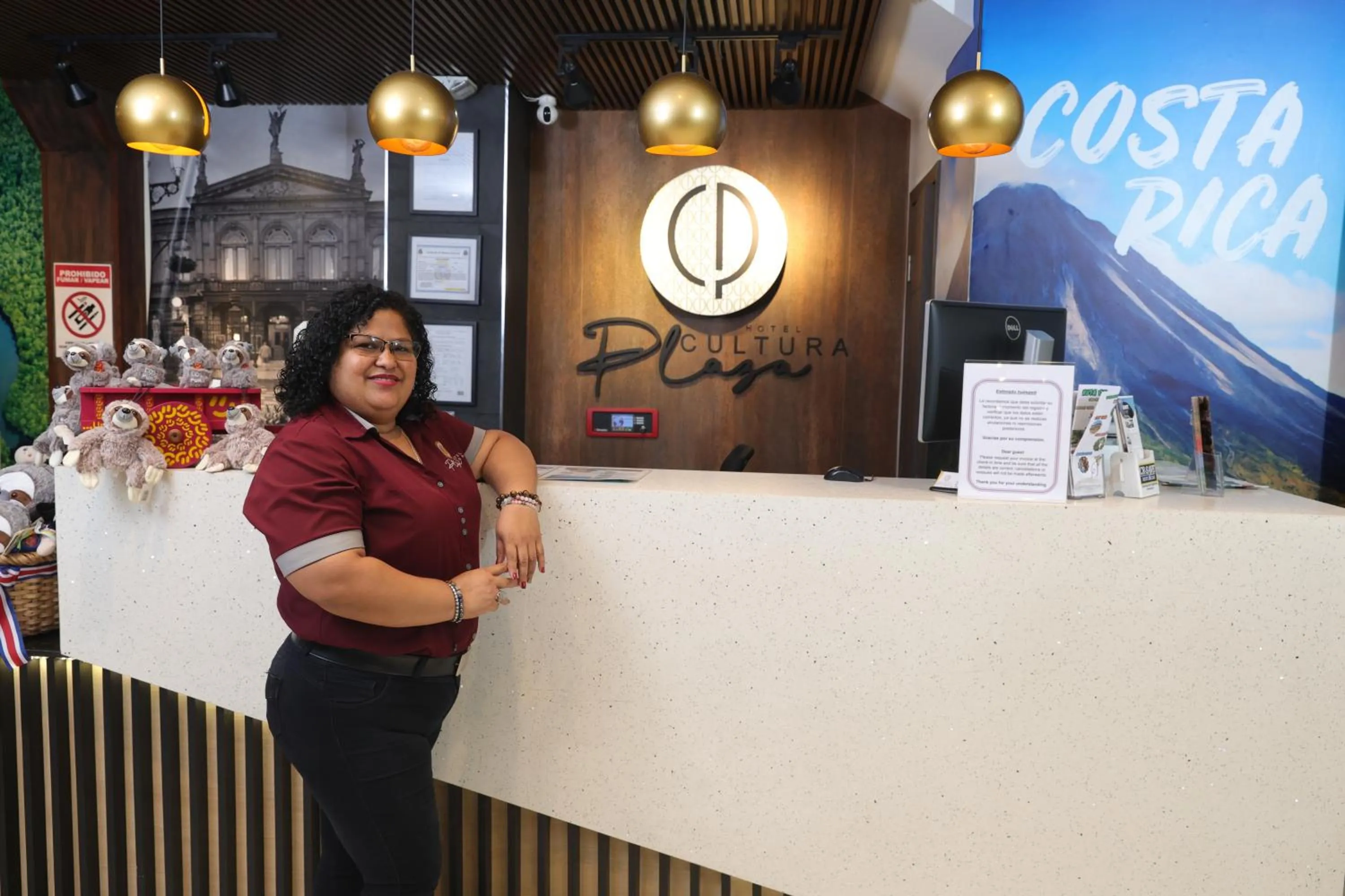 Staff in Hotel Cultura Plaza