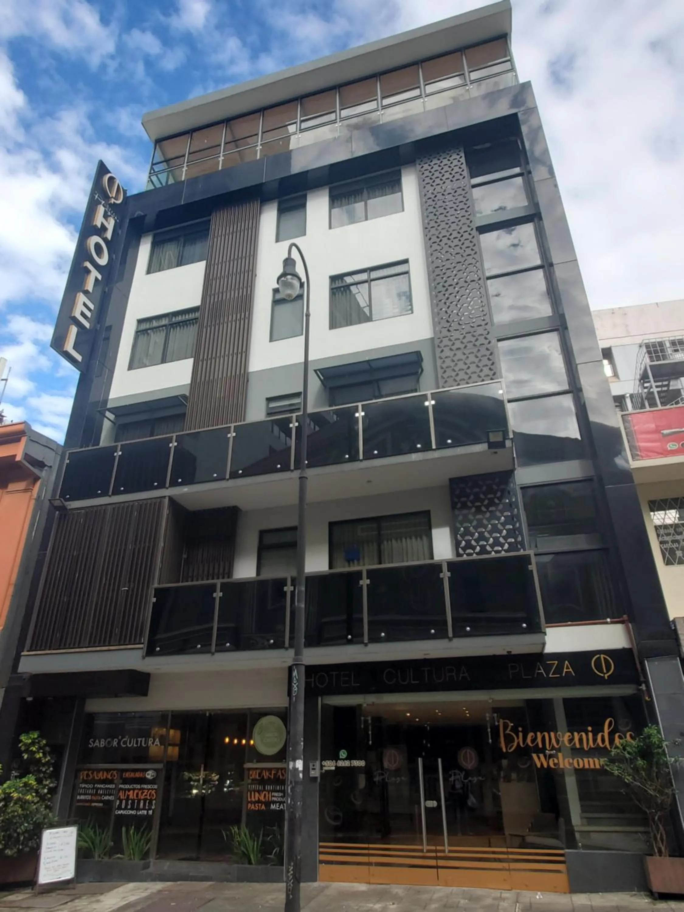 Property building in Hotel Cultura Plaza