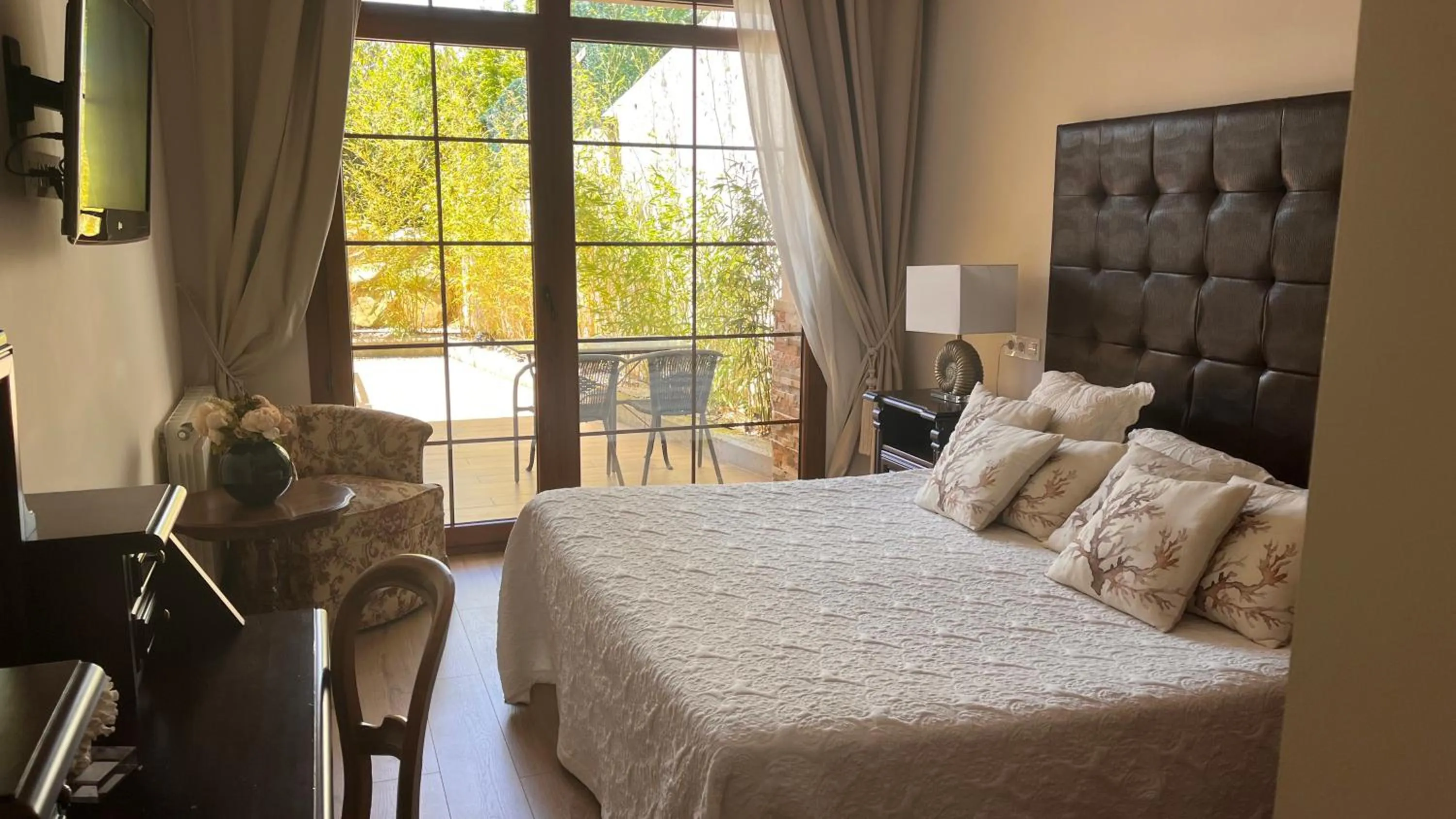 Bed in Hotel Rural Playa de Aguilar