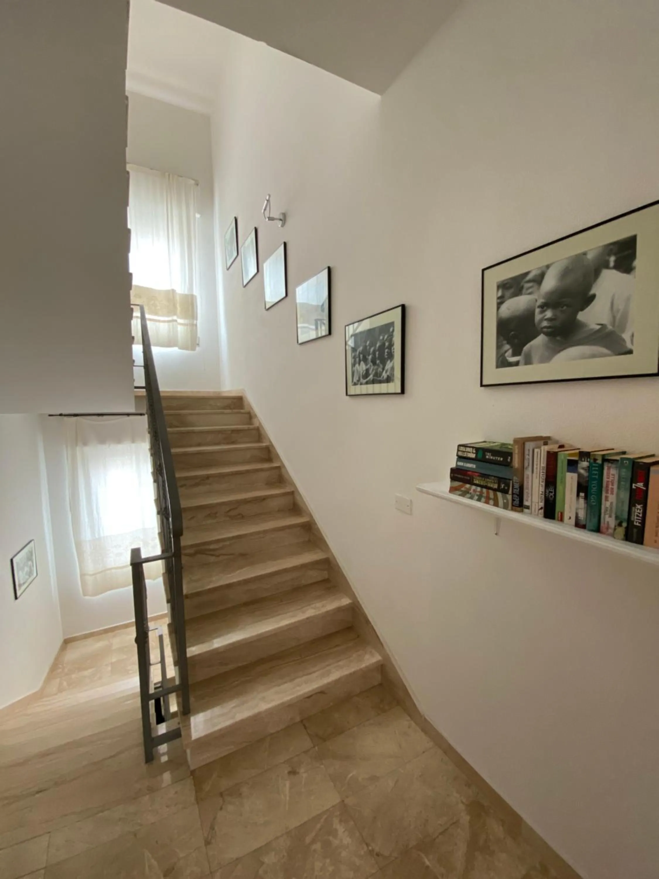 Library in Locanda degli Artisti