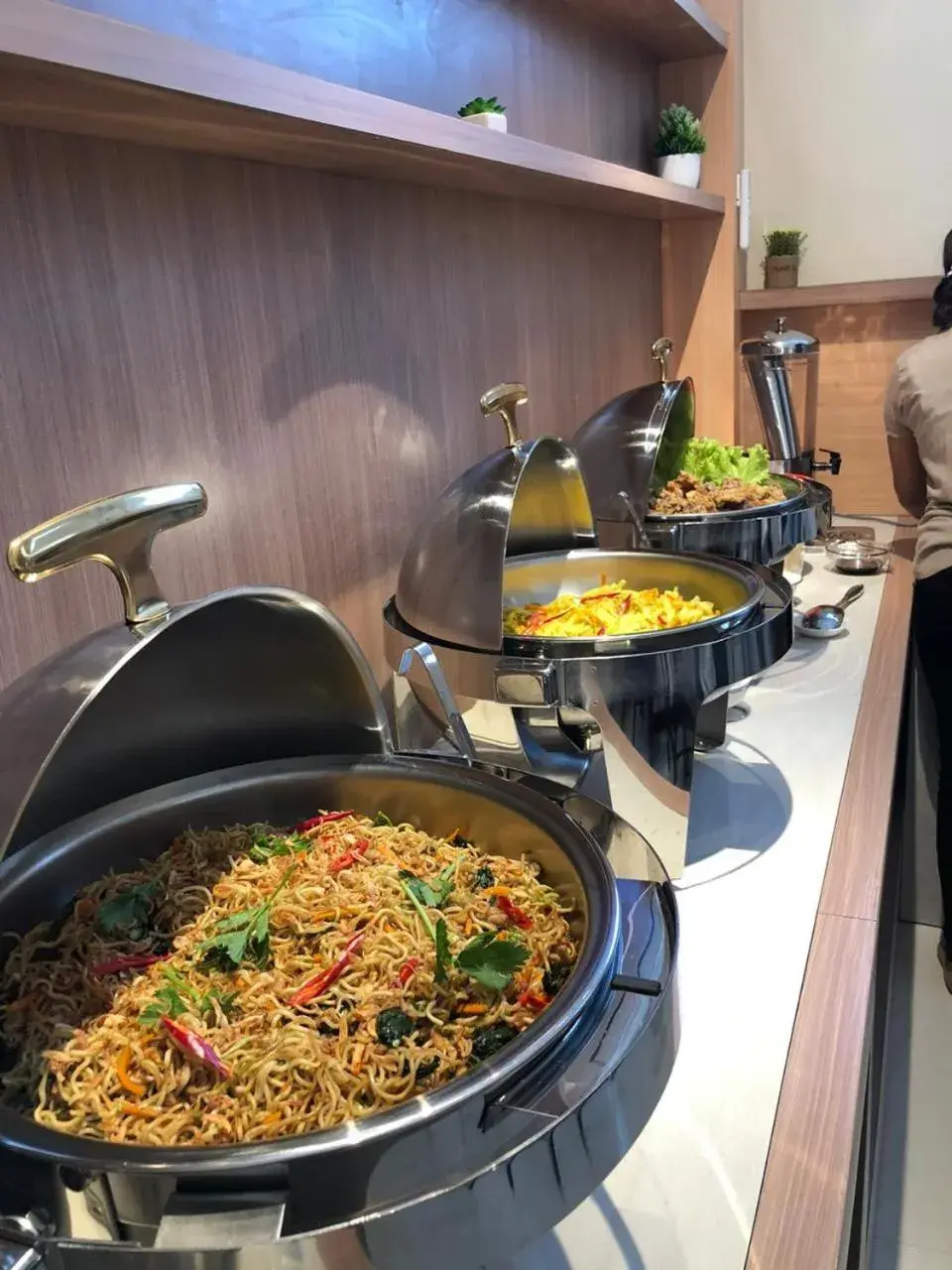 Buffet breakfast in LCR HOTEL Buffet breakfast in LCR HOTEL