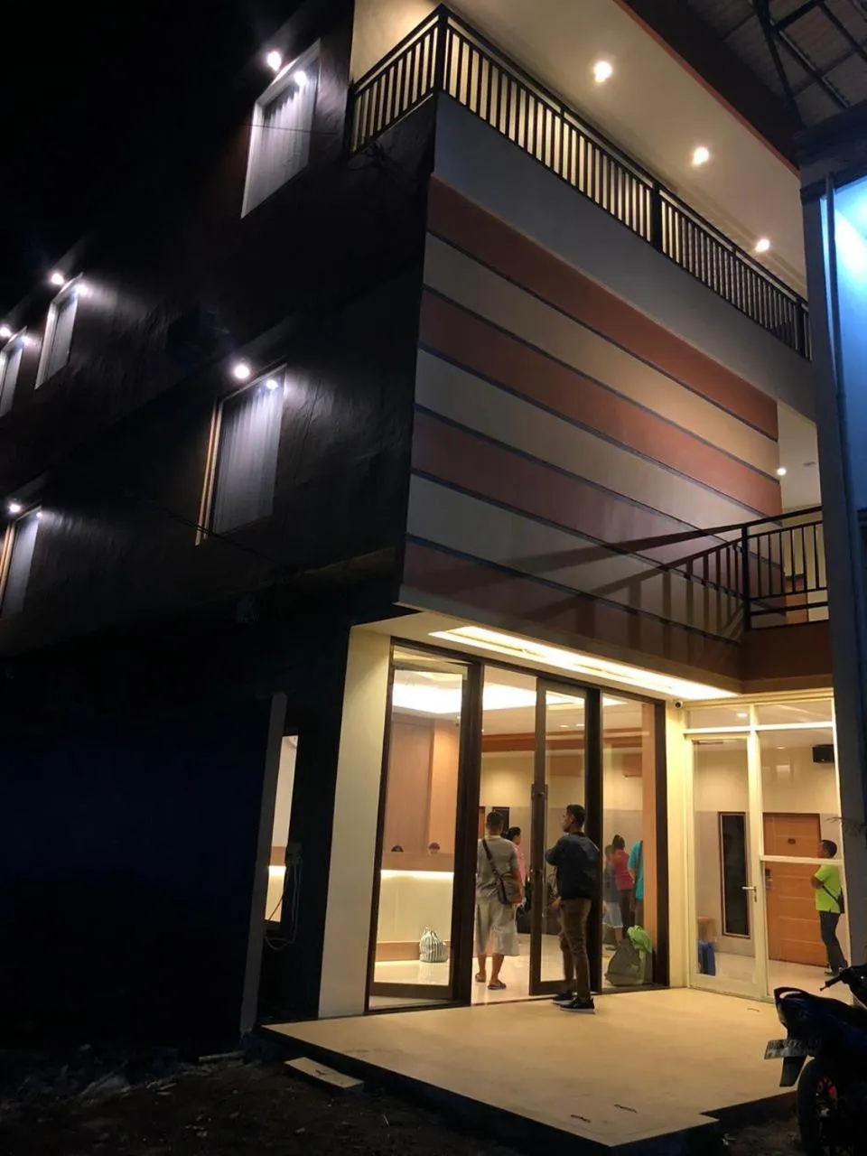 Facade/entrance in LCR HOTEL