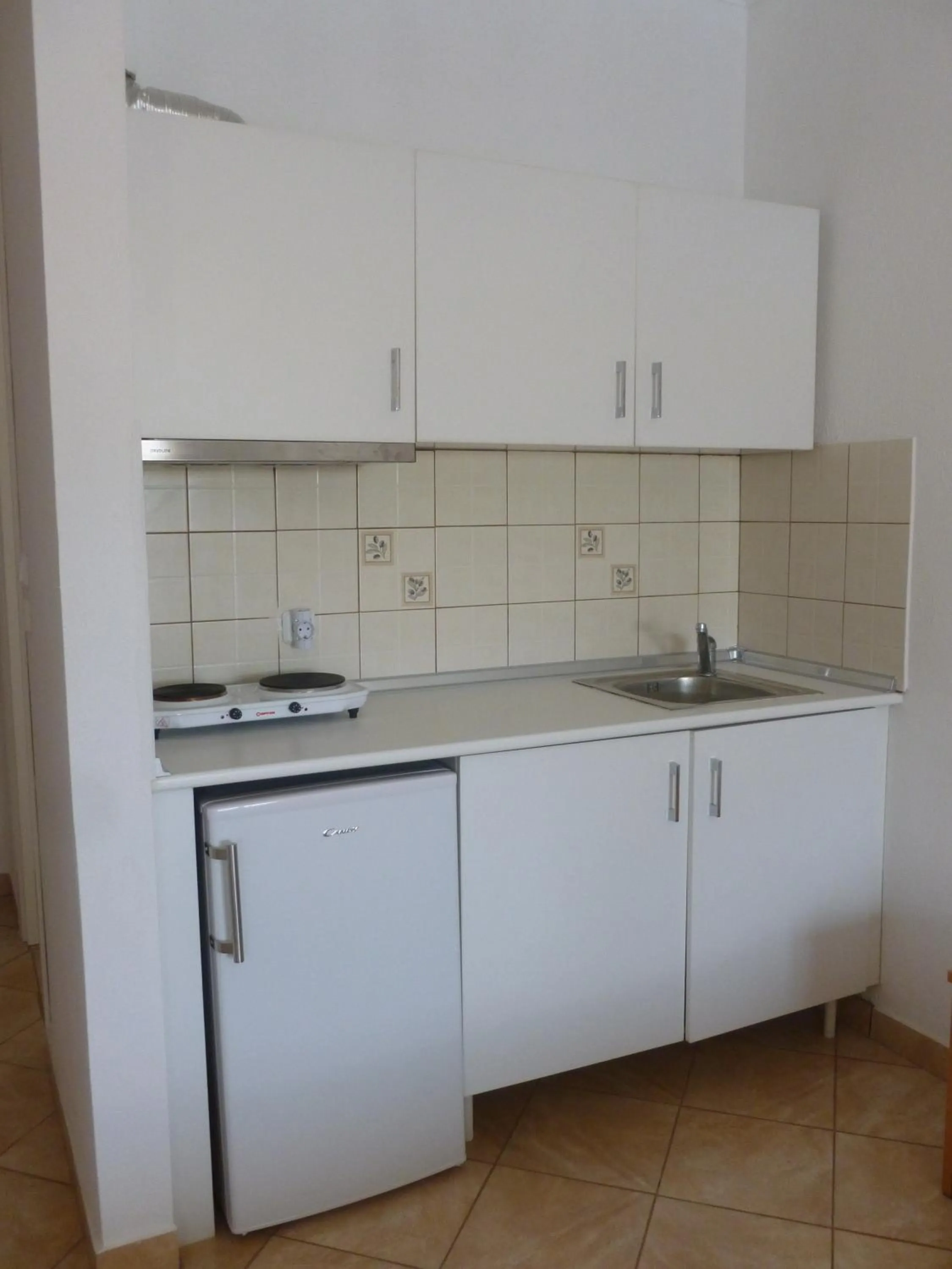Kitchen or kitchenette in Villa Platanos