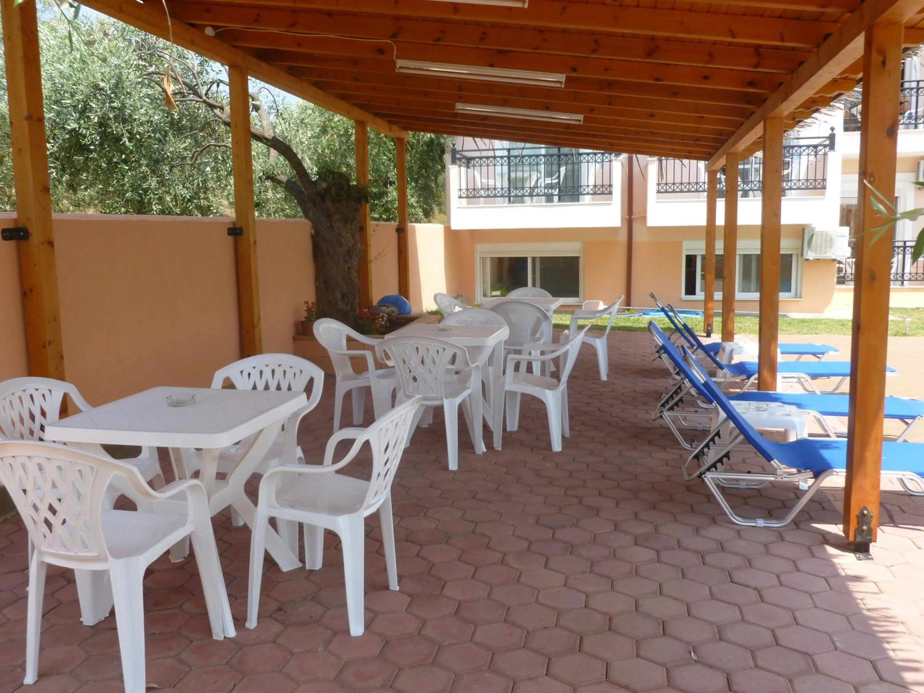 Patio in Villa Platanos