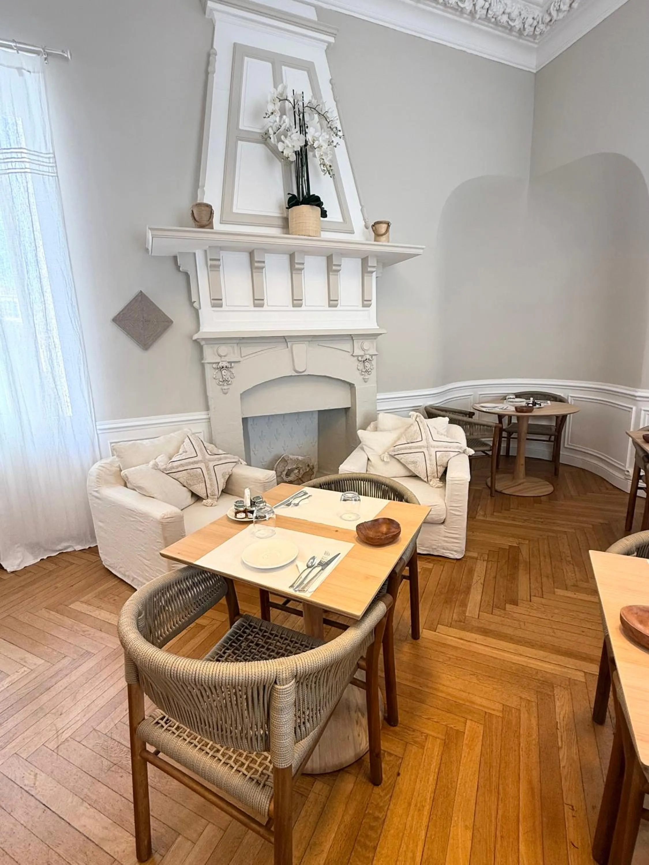 Living room in Villa Claudia Hotel Cannes Centre - Parking