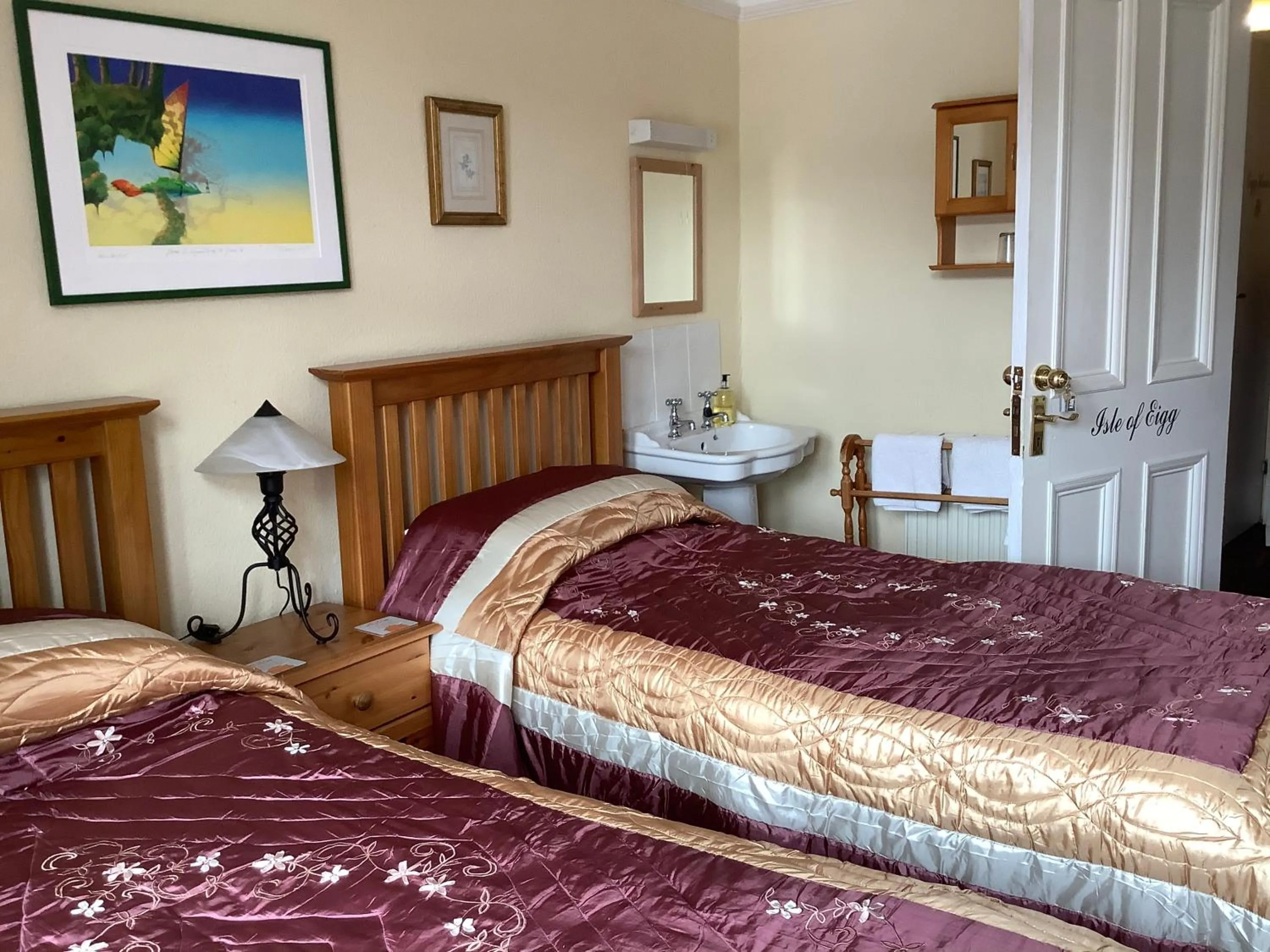 Bedroom, Bed in Struan House B&B