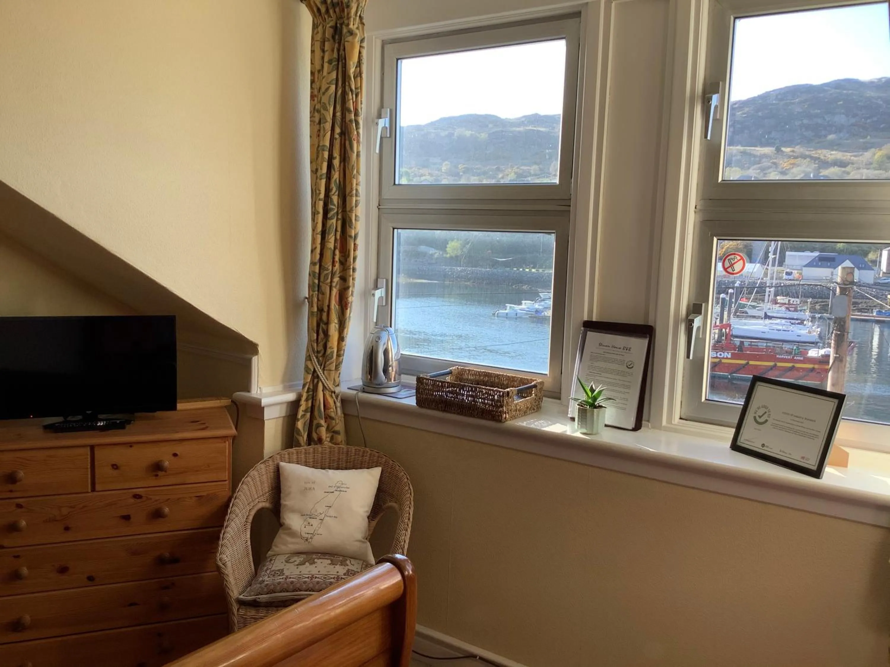 Lake view in Struan House B&B
