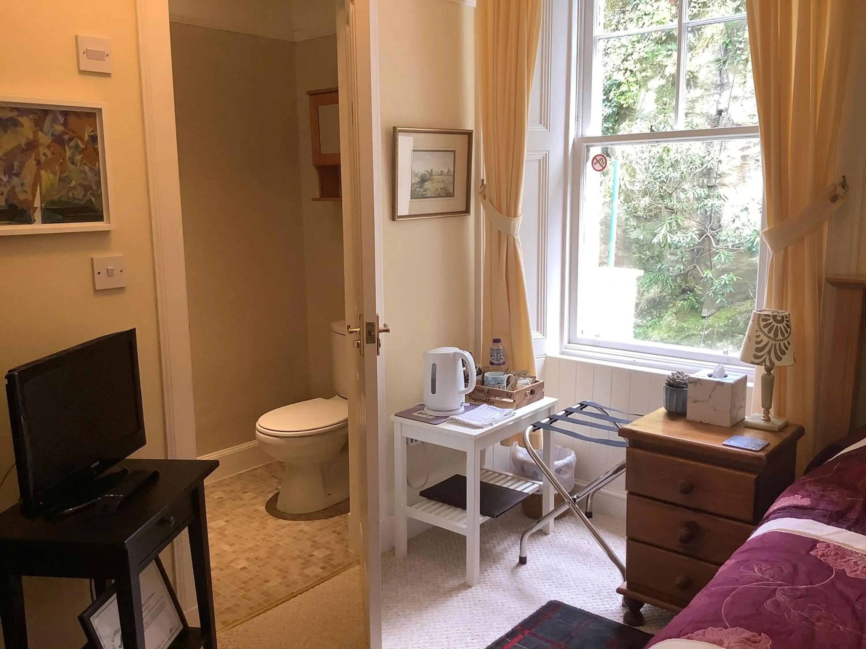 Bedroom in Struan House B&B