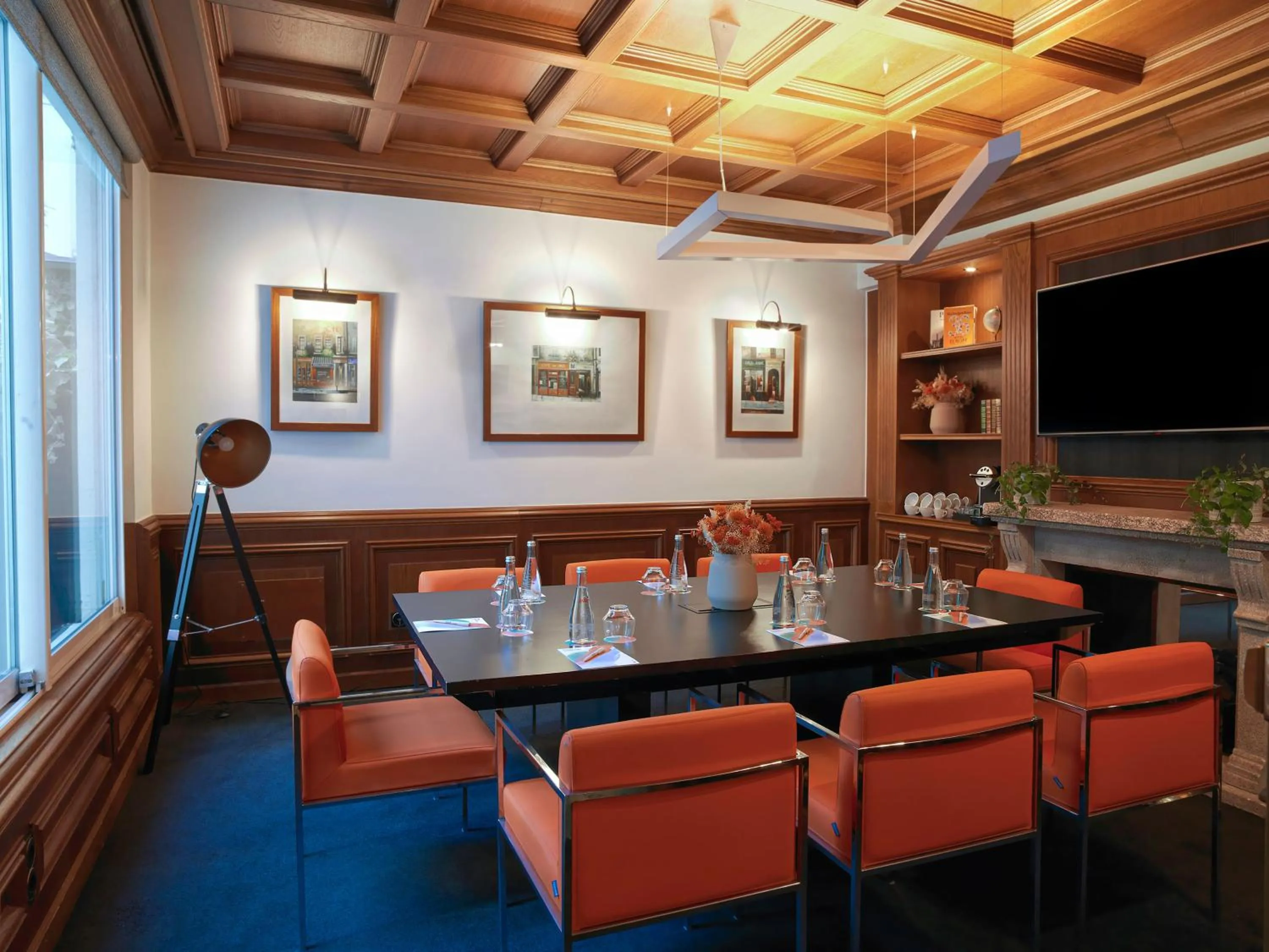 Property building in Meliá Paris Champs Elysées